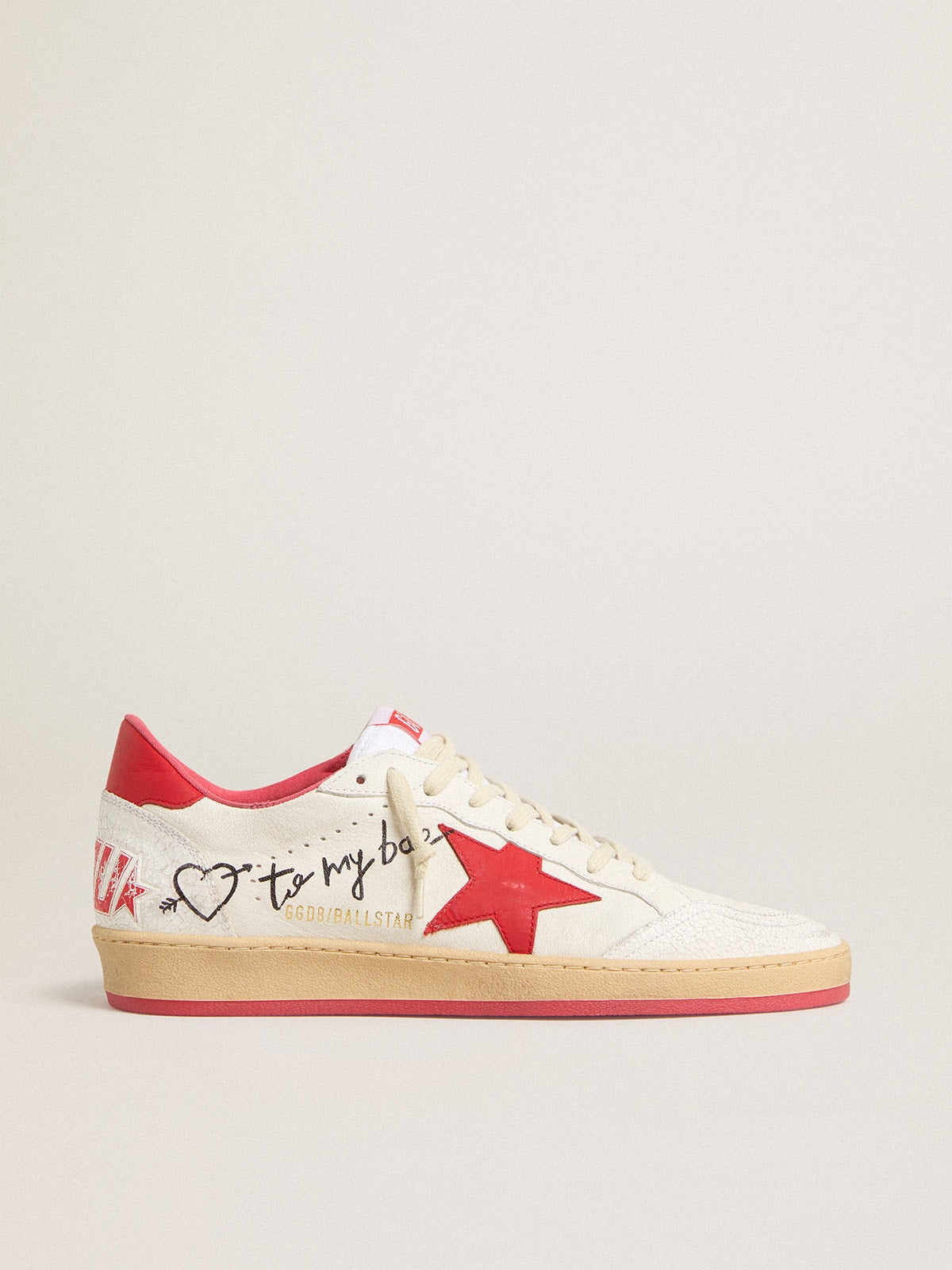 Golden Goose Women’s Ball Star Wishes In White Leather With A Red Star And Heel Tab - Sneaker Türkiye
