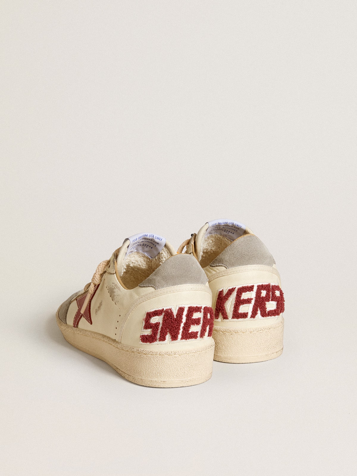 Golden Goose Women’s Ball Star LTD In Nappa With Leather Star And Silver Suede Heel Tab - Sneaker Türkiye