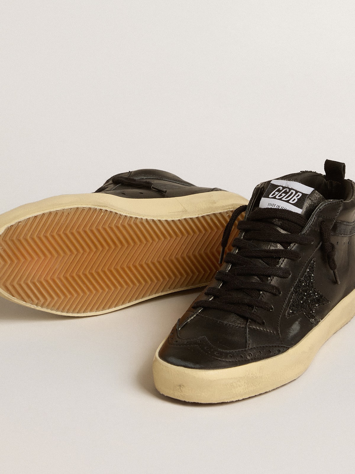 Golden Goose Women’s Mid Star In Black Nappa With Black Glitter Star And Suede Flash - Sneaker Türkiye