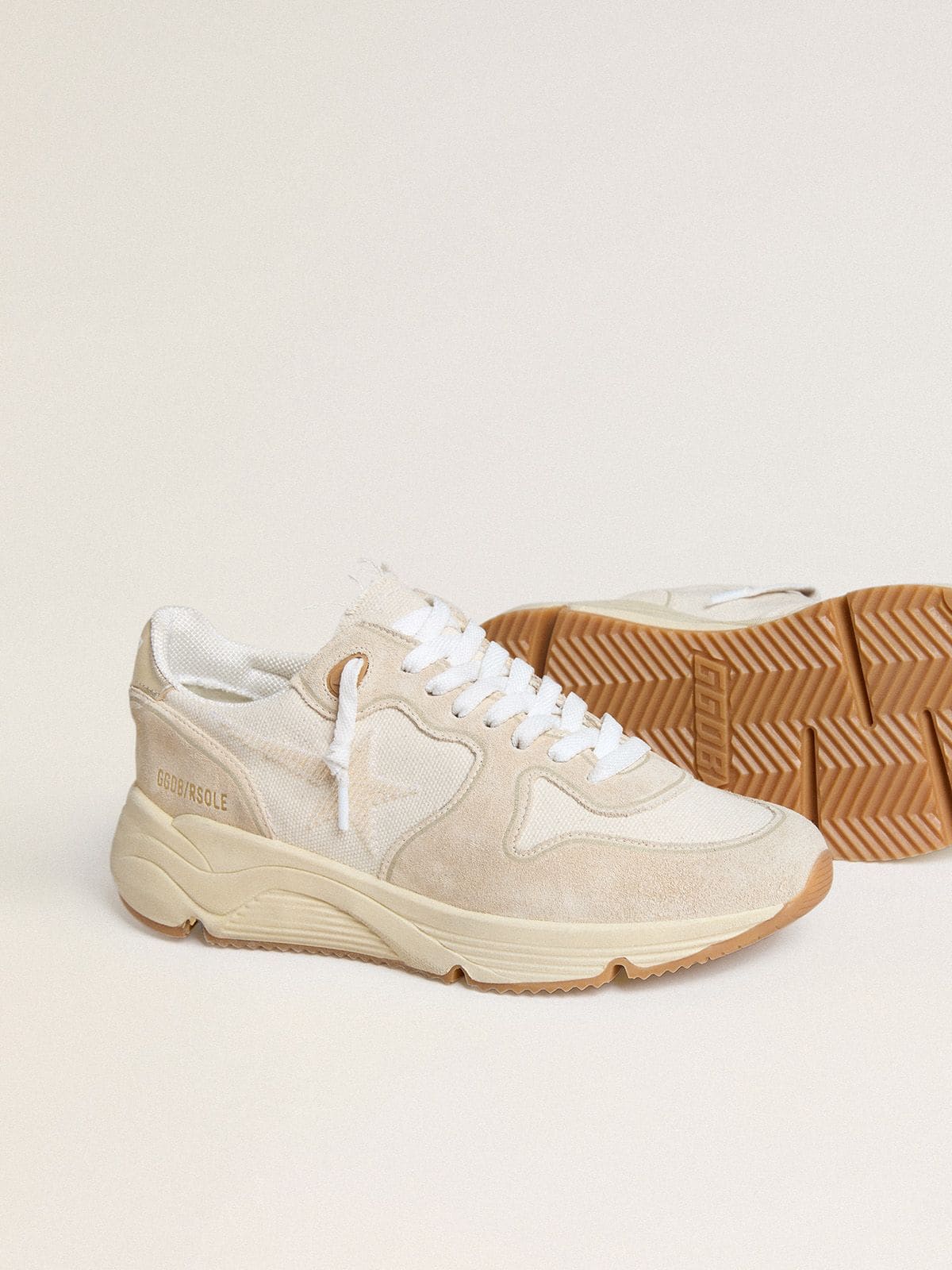 Golden Goose Women’s Running Sole In Canvas With Beige Star And Platinum Metallic Leather Heel Tab - Sneaker Türkiye