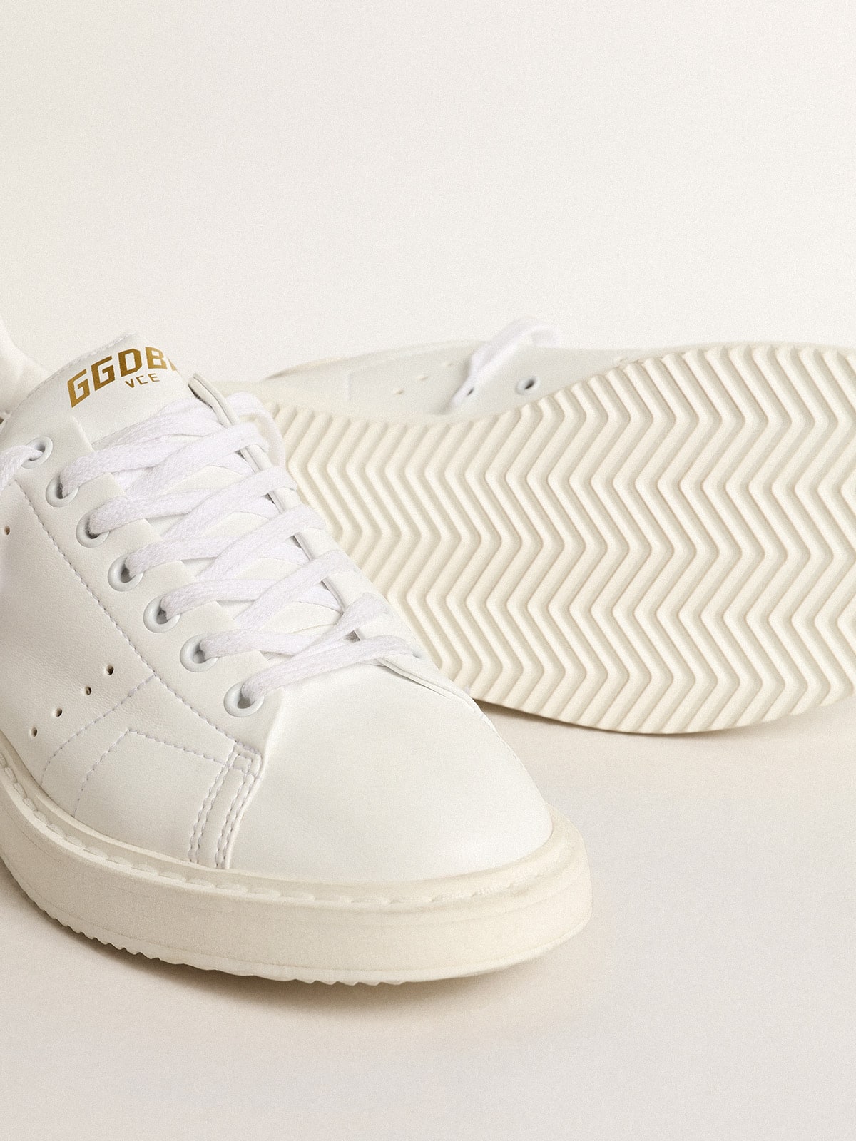 Golden Goose Women’s Bio-Based Starter With White Star And Heel Tab - Sneaker Türkiye