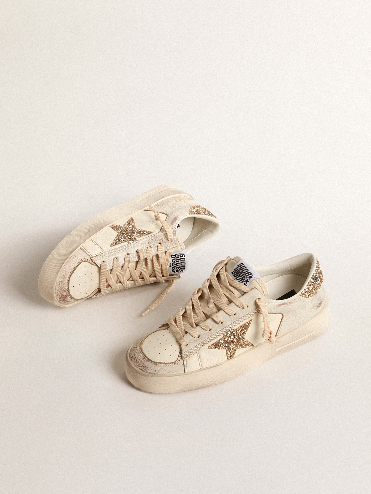 Golden Goose Women’s Stardan In Ecru Nappa Leather With Gold Glitter Star And Heel Tab - Sneaker Türkiye