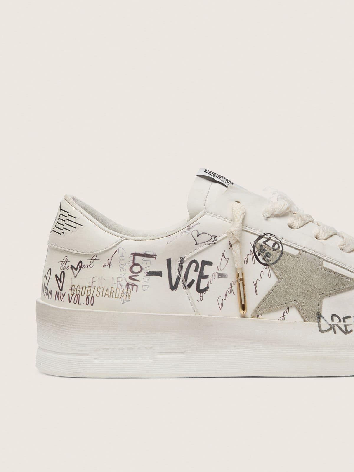 Golden Goose Stardan With Beige Suede Star And Toe And All Over Lettering And Patterns - Sneaker Türkiye