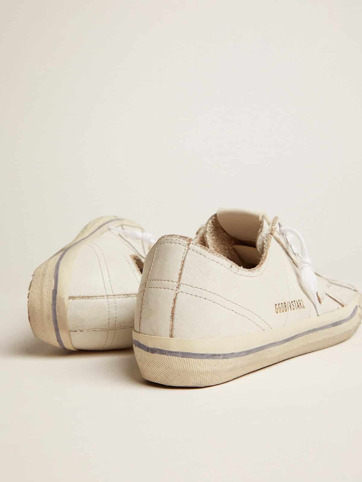 Golden Goose Women’s V-Star In Vintage Effect Leather - Sneaker Türkiye