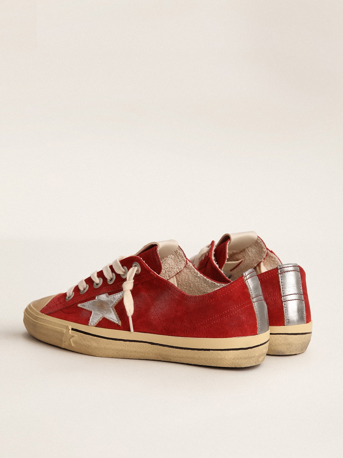 Golden Goose Women’s V-Star In Dark Red Suede With Silver Star - Sneaker Türkiye