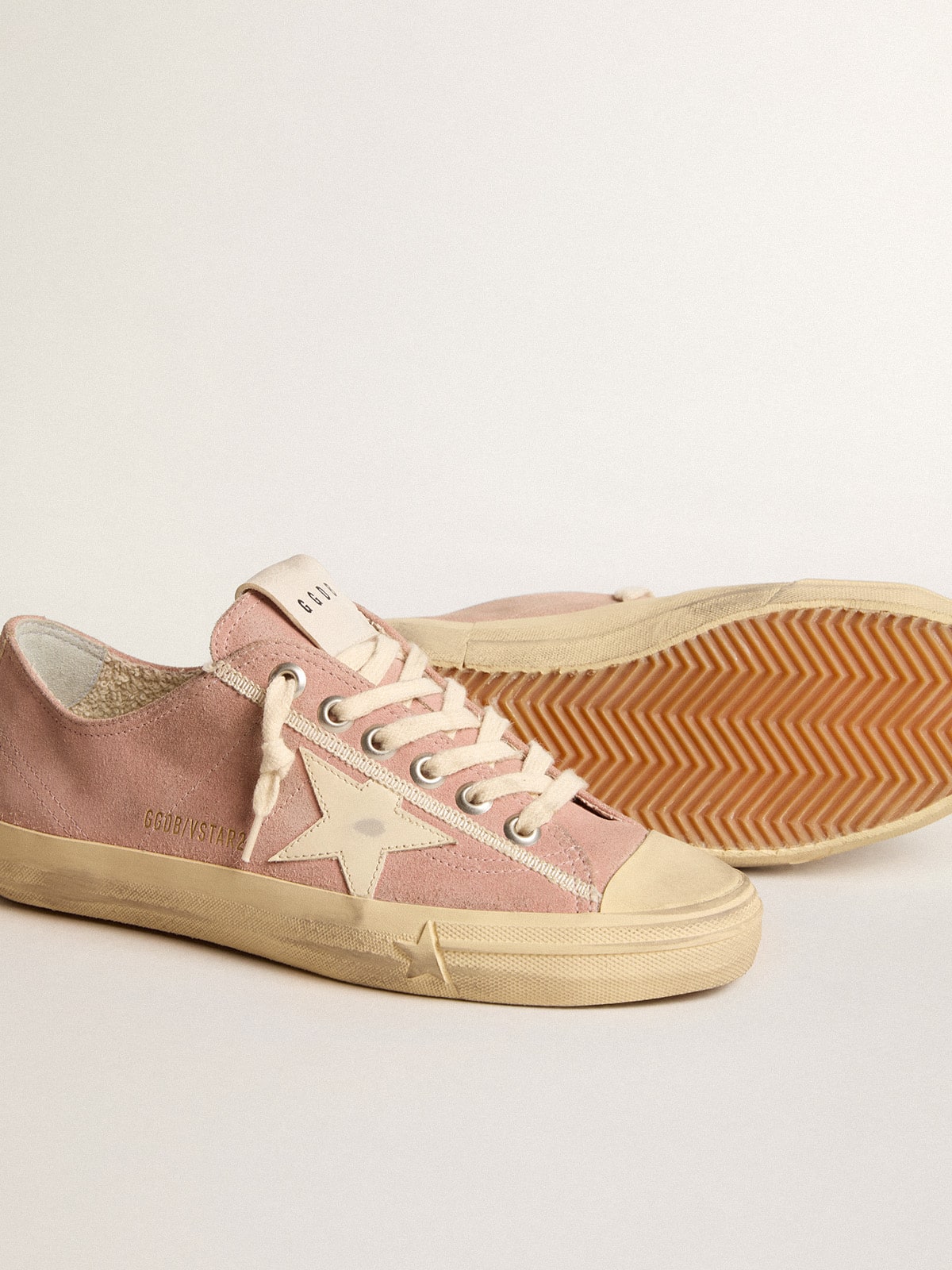 Golden Goose Women’s V-Star In Pink Suede With Cream Leather Star - Sneaker Türkiye
