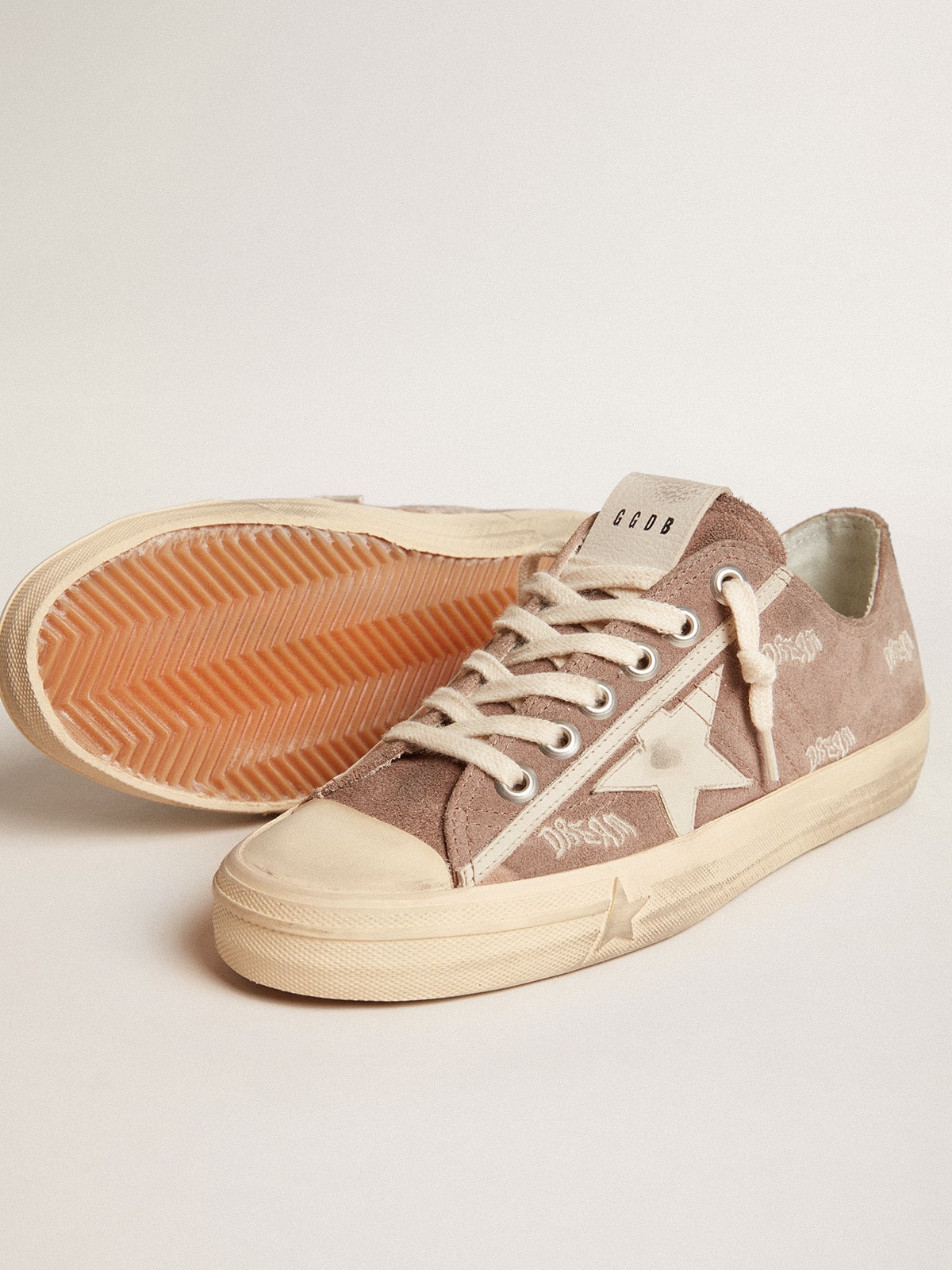 Golden Goose Women’s V-Star In Dove-Gray Suede With Light Gray Leather Star - Sneaker Türkiye