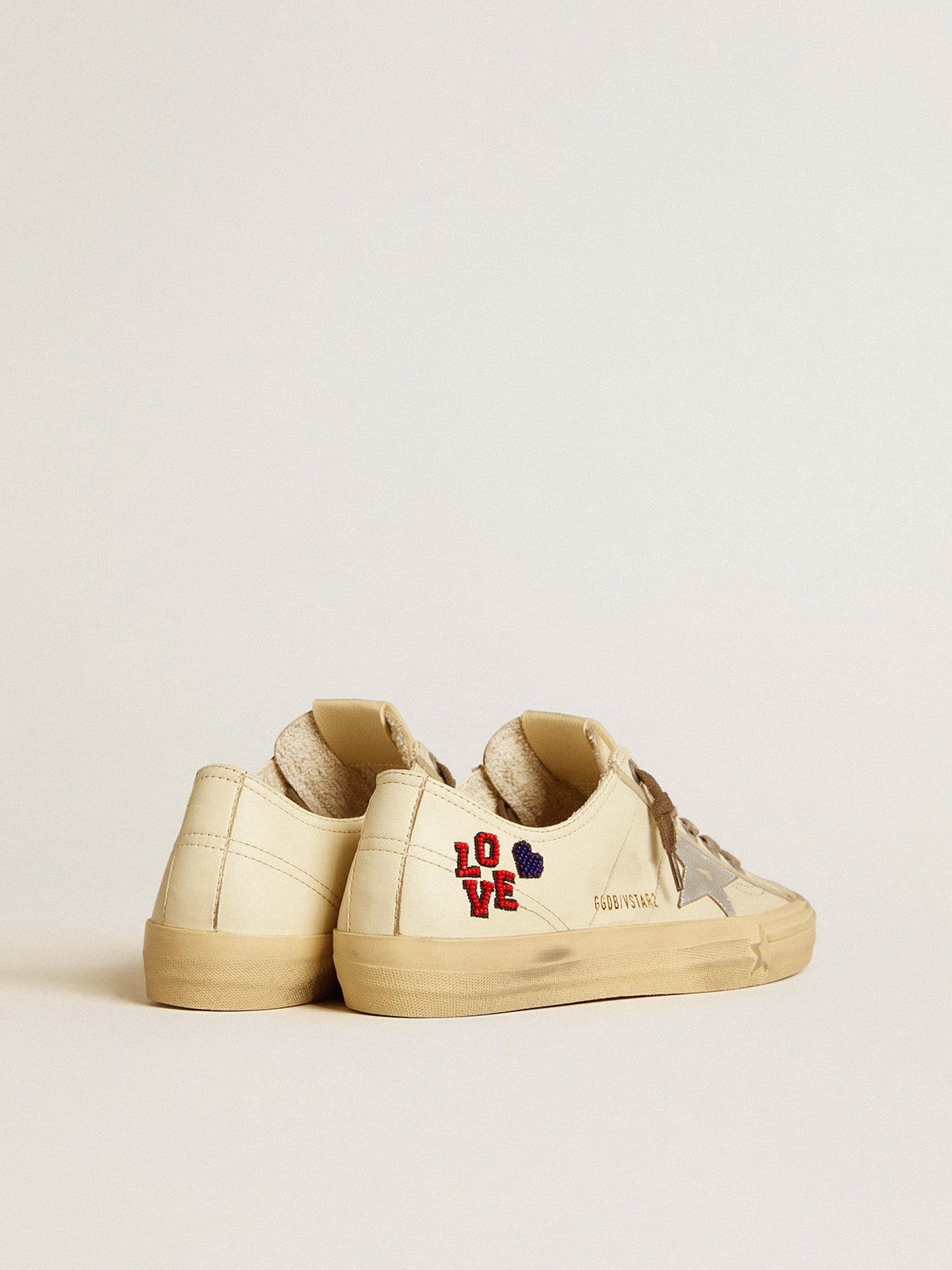 Golden Goose V-Star In Ecru Nappa With Silver Nappa Star And Beaded Embroidery - Sneaker Türkiye