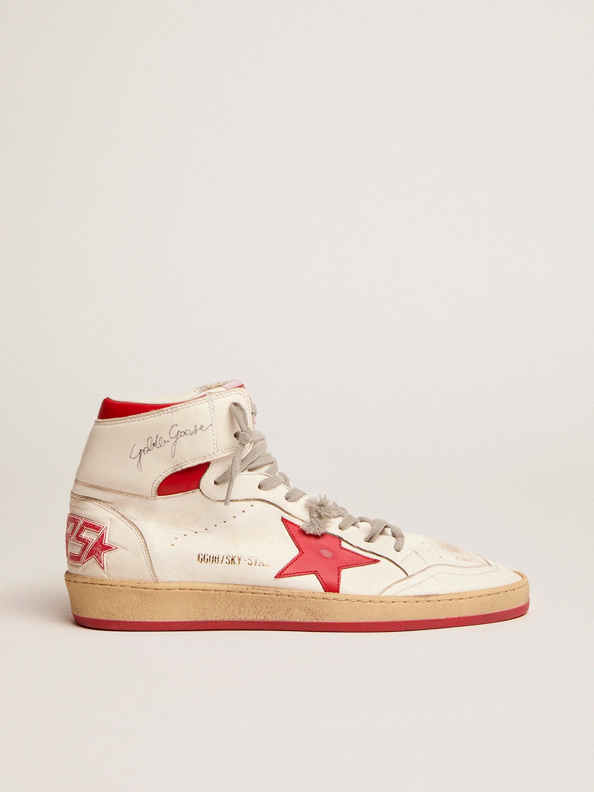 Golden Goose Women’s Sky-Star In White Nappa With Red Star And Heel Tab - Sneaker Türkiye