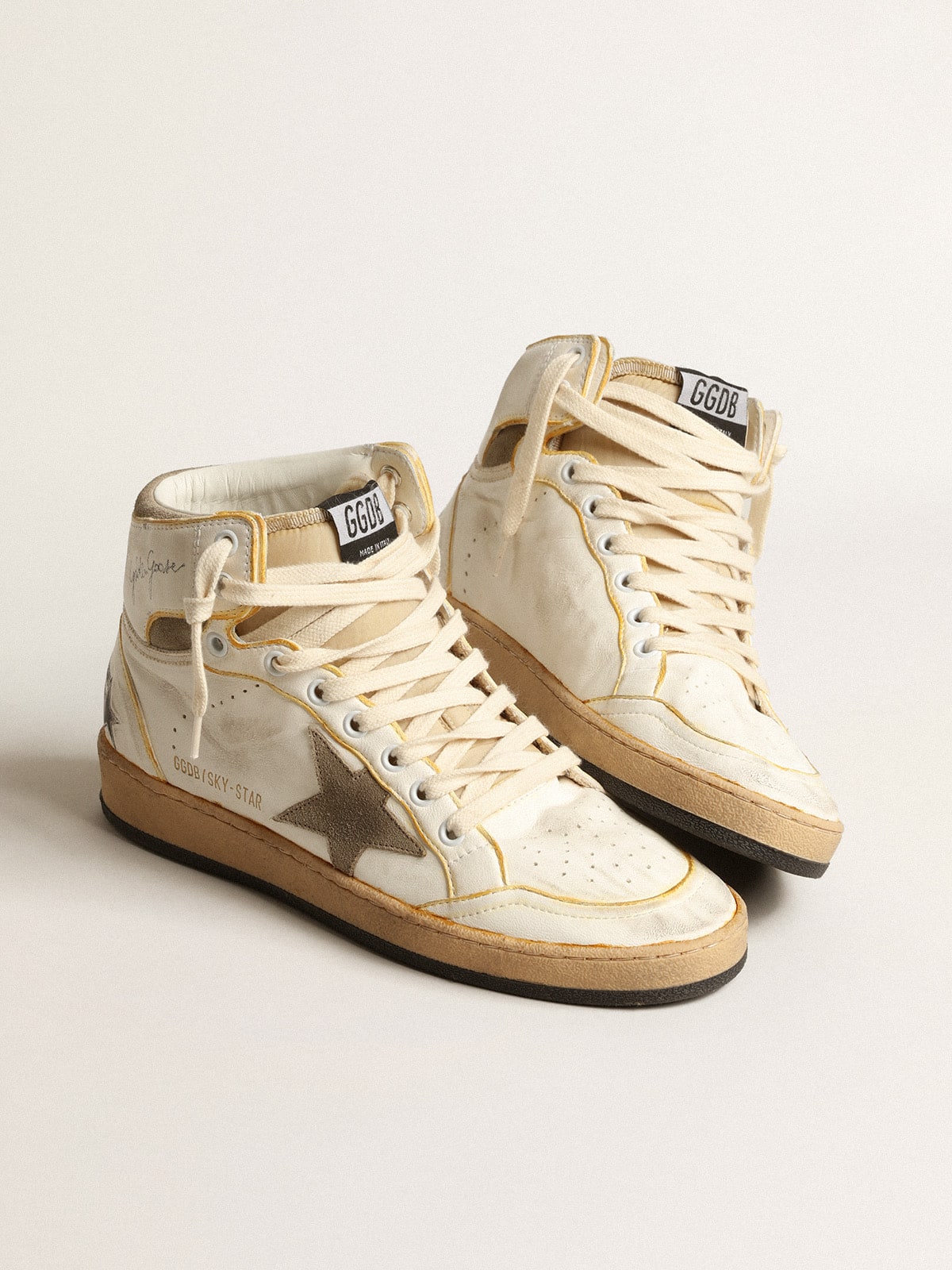 Golden Goose Women’s Sky-Star In White Nappa Leather With Dove-Gray Suede Star - Sneaker Türkiye