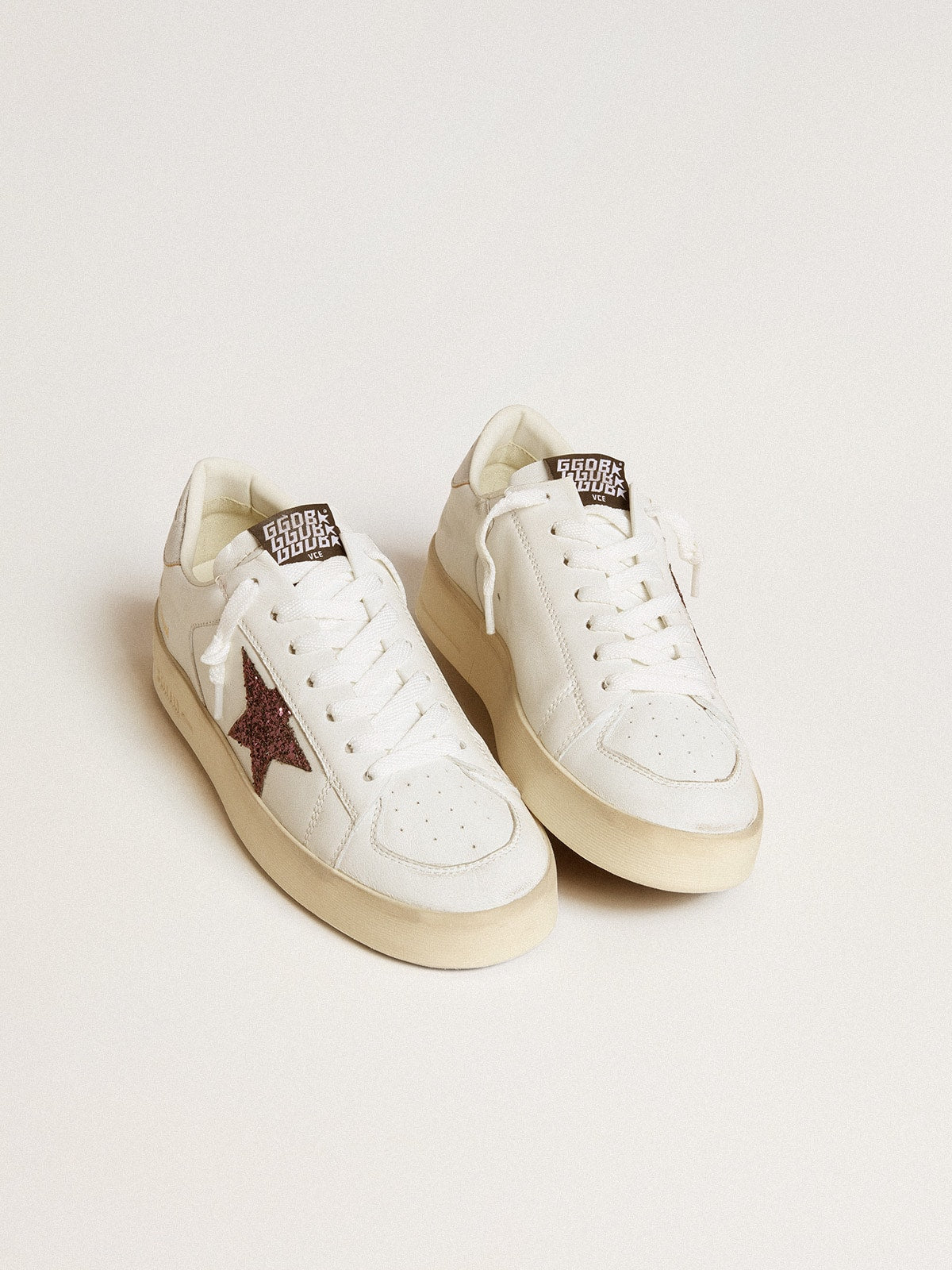 Golden Goose Women’s Stardan In Nappa With Glitter Star And Metallic Leather Heel Tab - Sneaker Türkiye