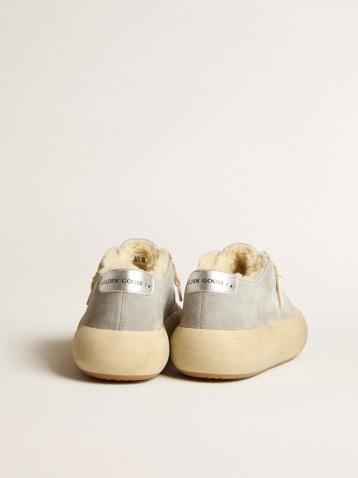 Golden Goose Women’s Space-Star Shoes In Ice-Gray Suede With Shearling Lining - Sneaker Türkiye