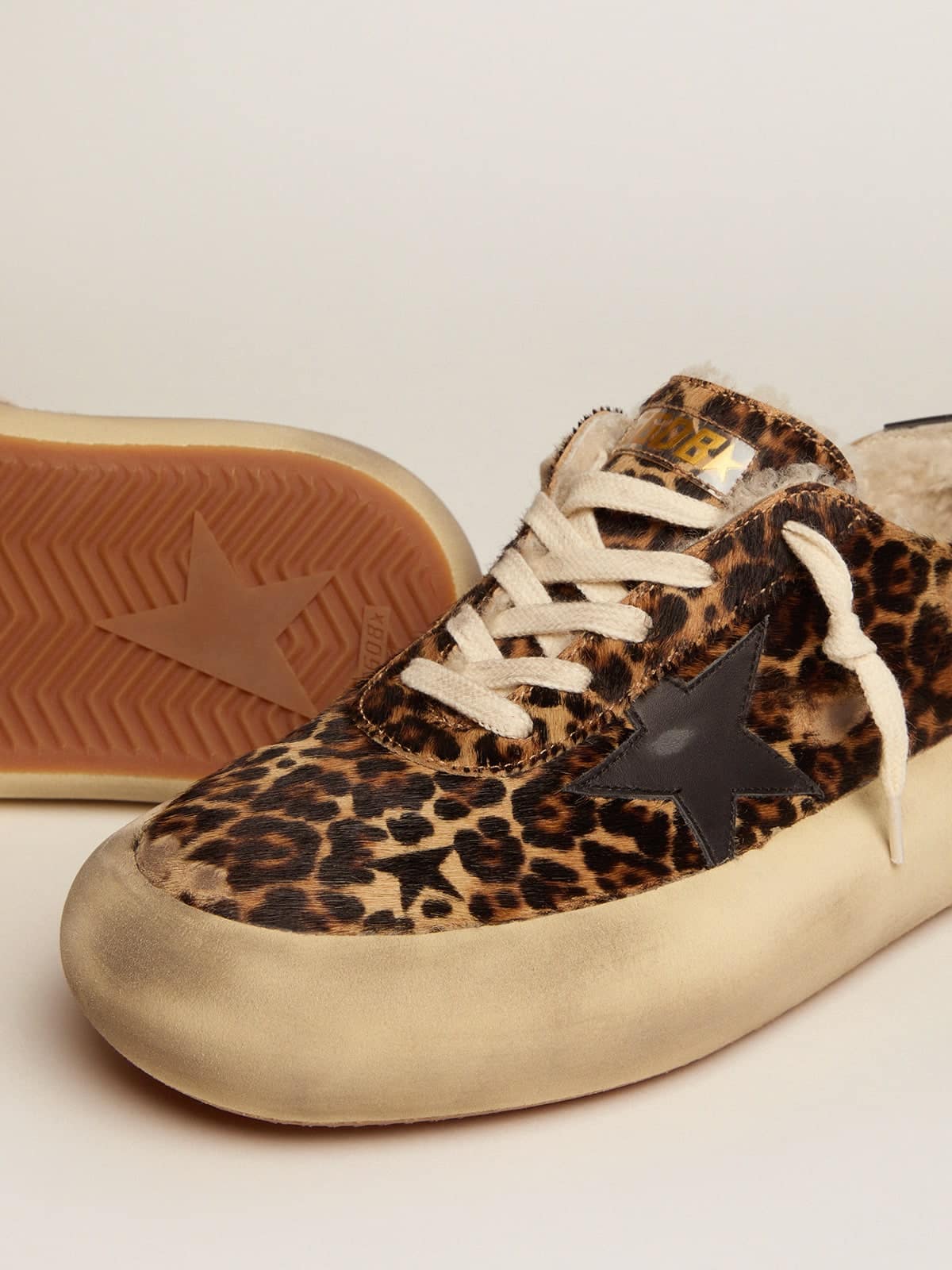 Golden Goose Women’s Space-Star Shoes In Animal-Print Pony Skin With Shearling Lining - Sneaker Türkiye