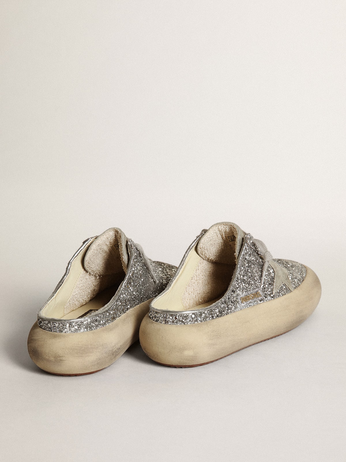 Golden Goose Women’s Space-Star Sabot In Glitter With Ice-Gray Star And Tab - Sneaker Türkiye