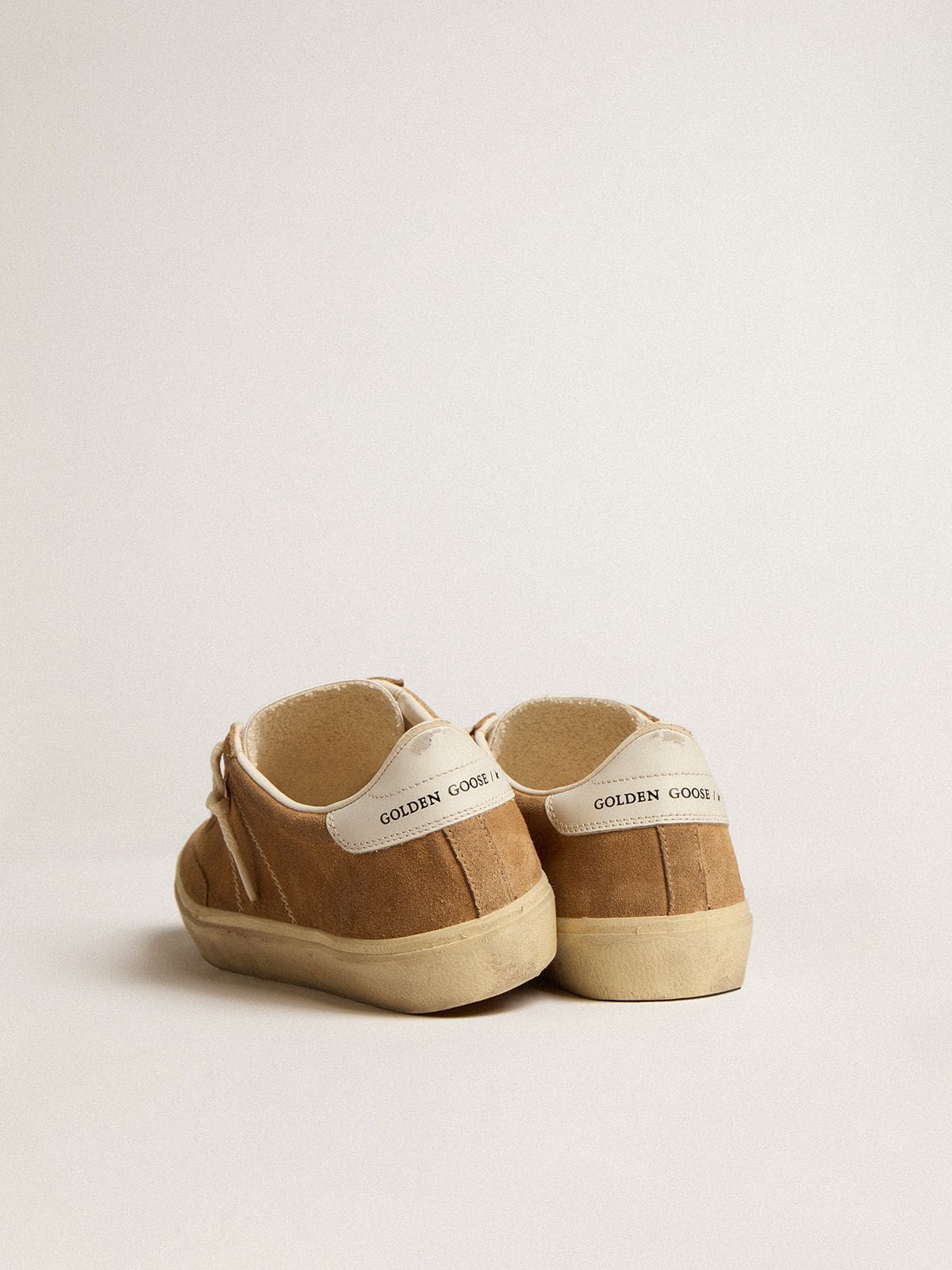 Golden Goose Women’s Soul Star In Camel-Colored Suede With White Leather Heel Tab And Tongue - Sneaker Türkiye