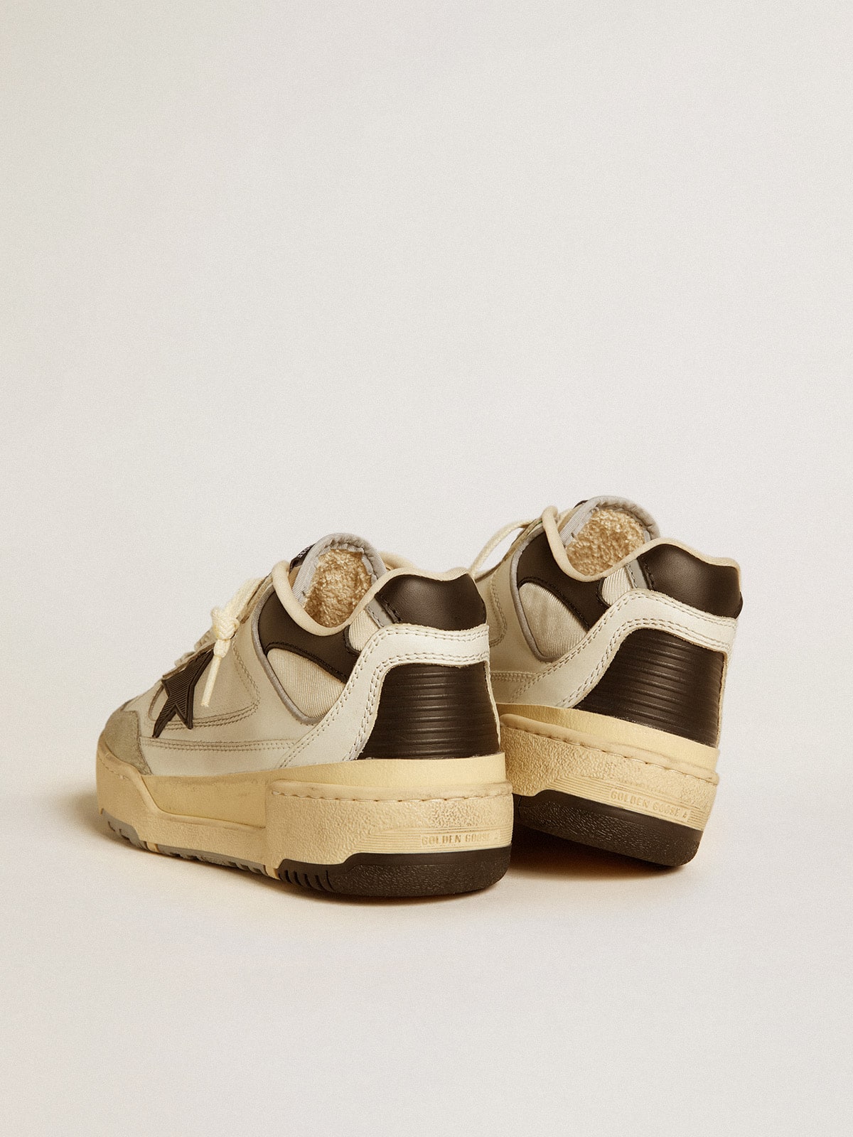 Golden Goose Women’s Forty2 With Black Star And Black Leather Heel Tab - Sneaker Türkiye