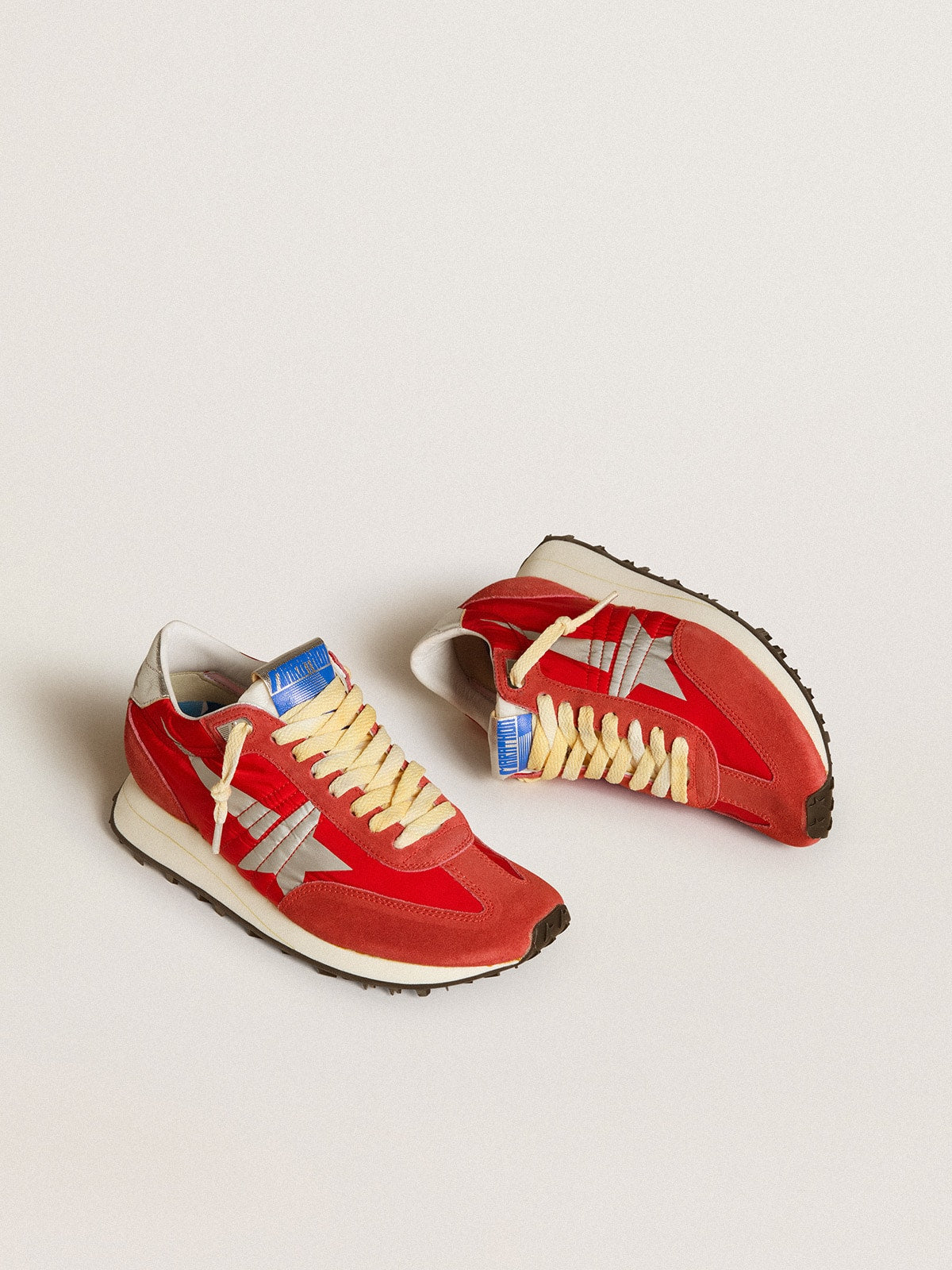 Golden Goose Women’s Marathon With Red Nylon Upper And Silver Star - Sneaker Türkiye