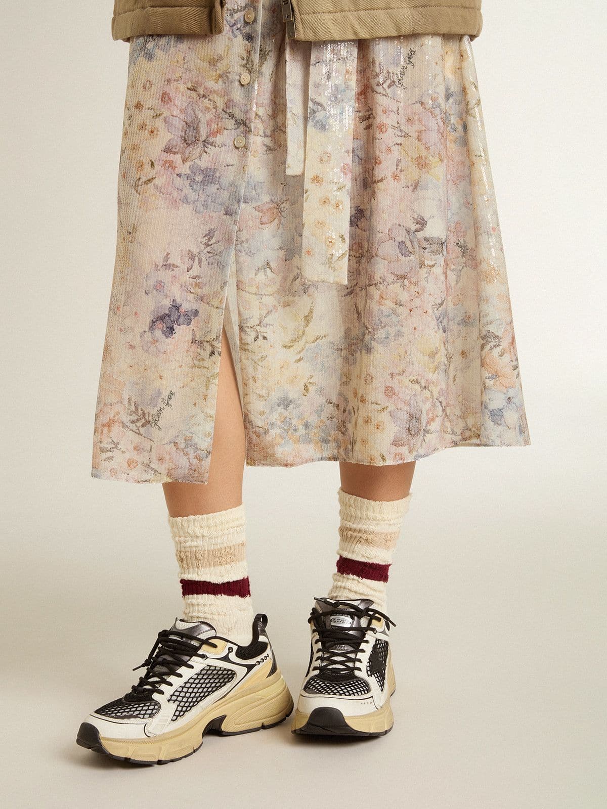 Golden Goose Women’s Lightstar In White Leather And Black Mesh With Black TPU Star - Sneaker Türkiye