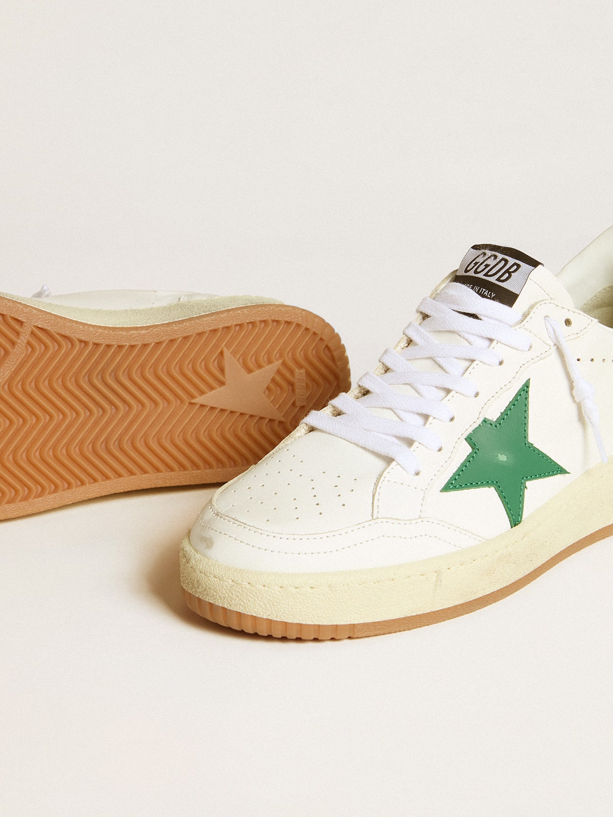 Golden Goose Women’s Ball Star With Green Leather Star And Metallic Leather Heel Tab - Sneaker Türkiye