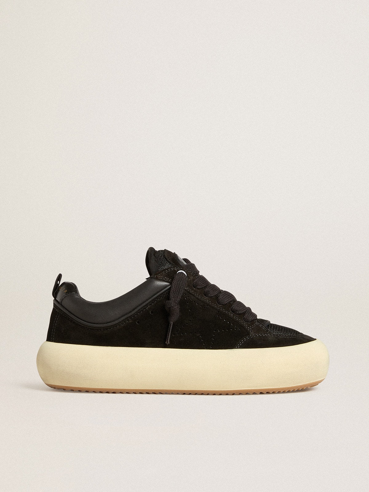 Golden Goose Women’s Space-Star Cube In Black Suede With Perforated Star - Sneaker Türkiye