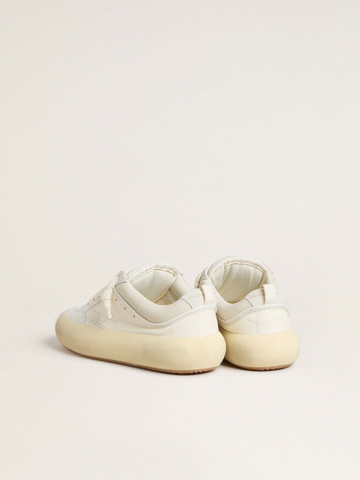 Golden Goose Women’s Space-Star Cube In White Leather With Perforated Star - Sneaker Türkiye