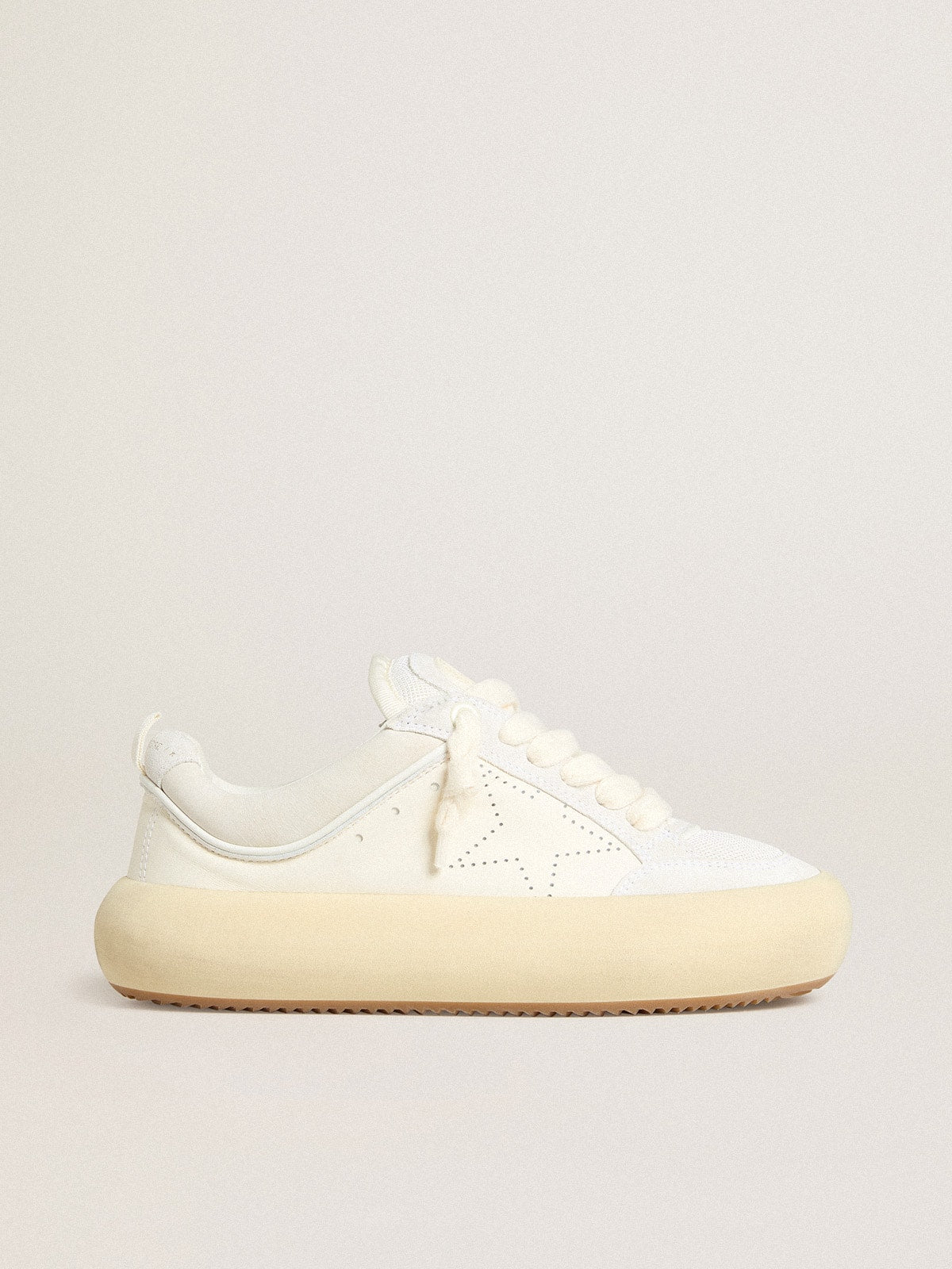 Golden Goose Women’s Space-Star Cube In White Leather With Perforated Star - Sneaker Türkiye