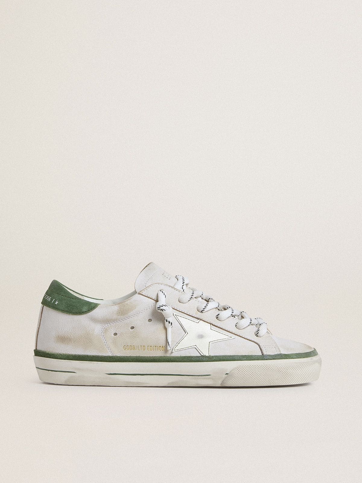 Golden Goose Women’s Super-Star LTD With White Leather Star And Green Suede Heel Tab - Sneaker Türkiye