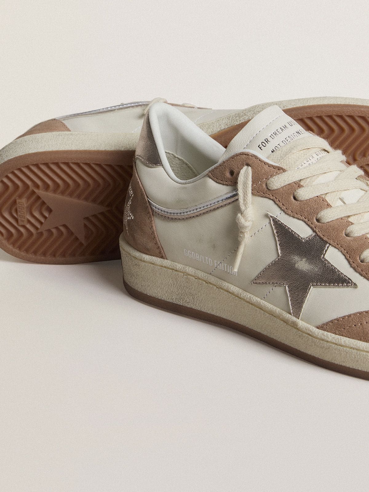 Golden Goose Ball Star LTD In White Nappa Leather And Old Rose Suede With Metallic Silver Leather Star And Heel Tab - Sneaker Türkiye