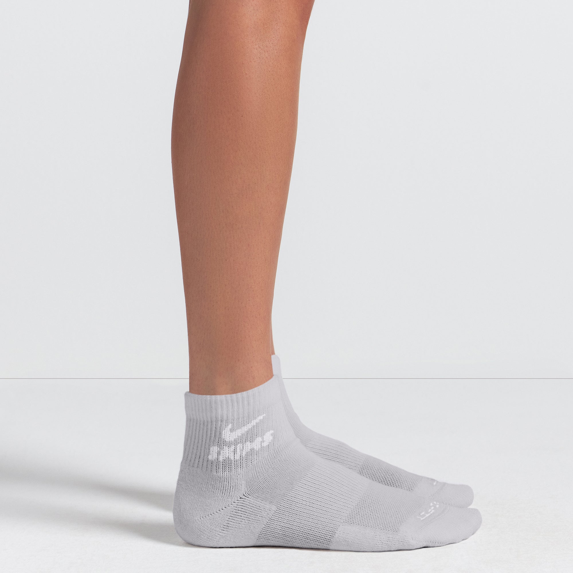 NikeSKIMS ACCESSORIES DRI-FIT QUARTER CREW SOCK 3-PACK | HEATHER GREY MULTI - Sneaker Türkiye