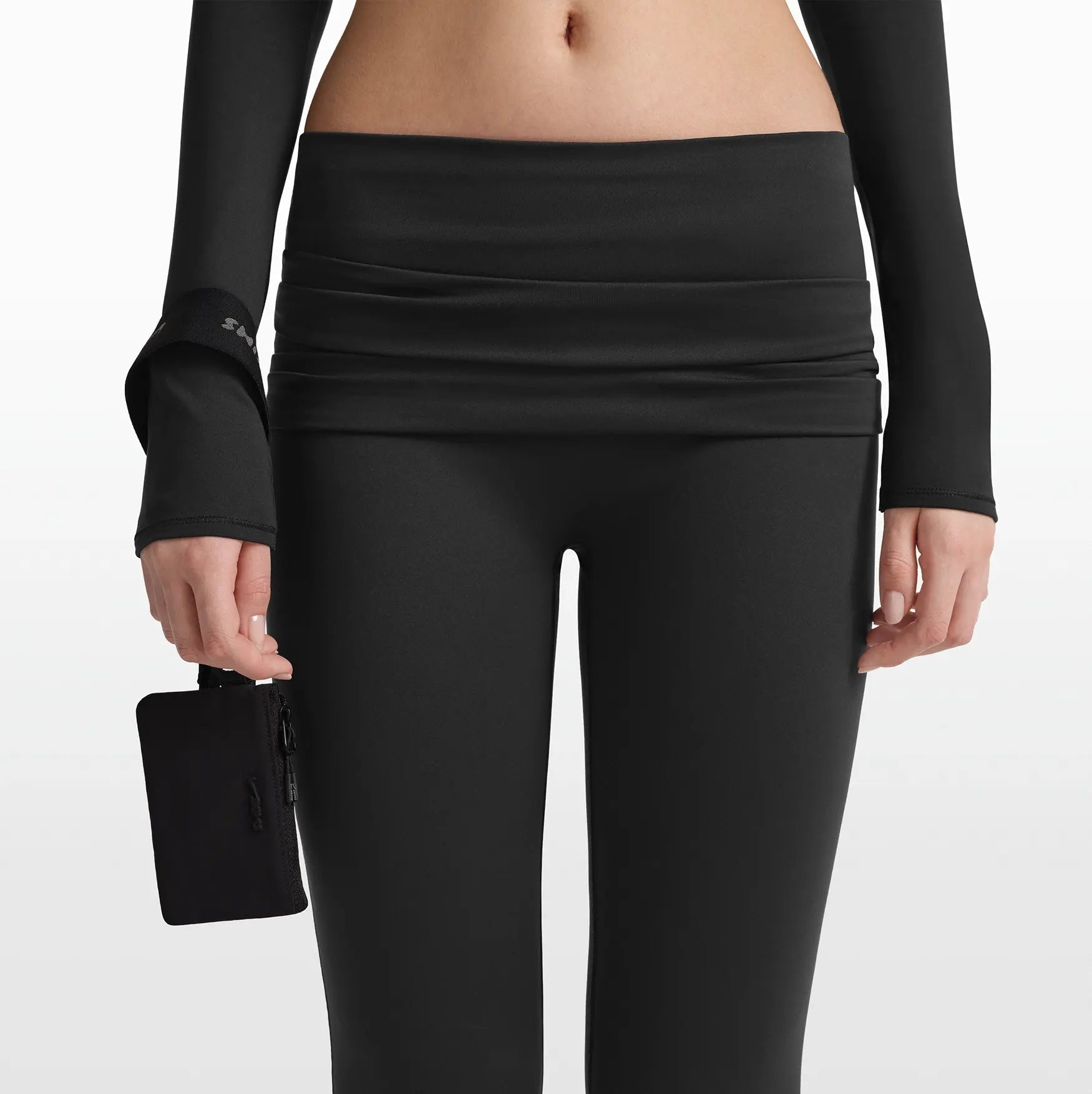 NikeSKIMS ACCESSORIES CLIPPABLE POUCH | OBSIDIAN - Sneaker Türkiye