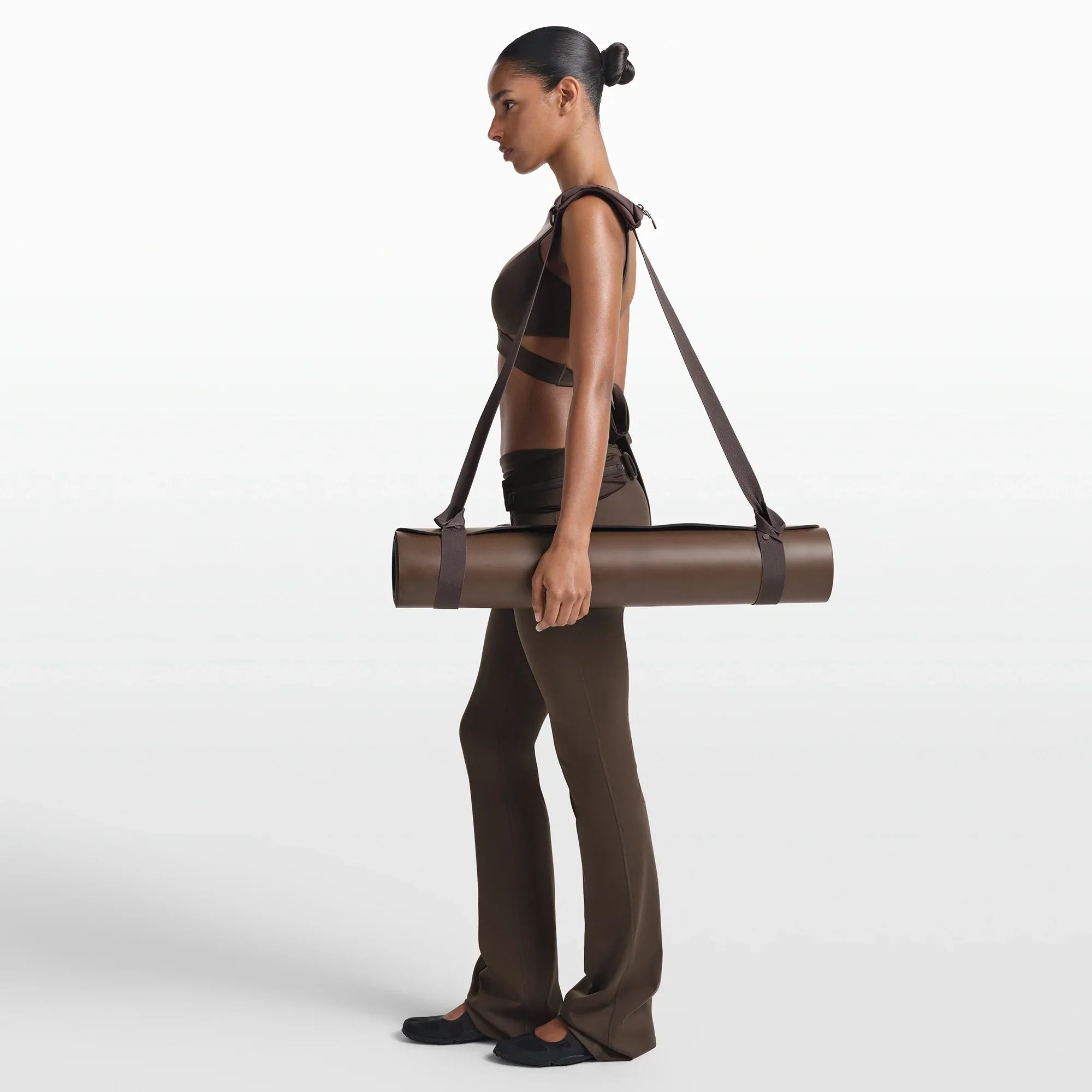 NikeSKIMS ACCESSORIES YOGA MAT STRAP | DARK SEPIA - Sneaker Türkiye