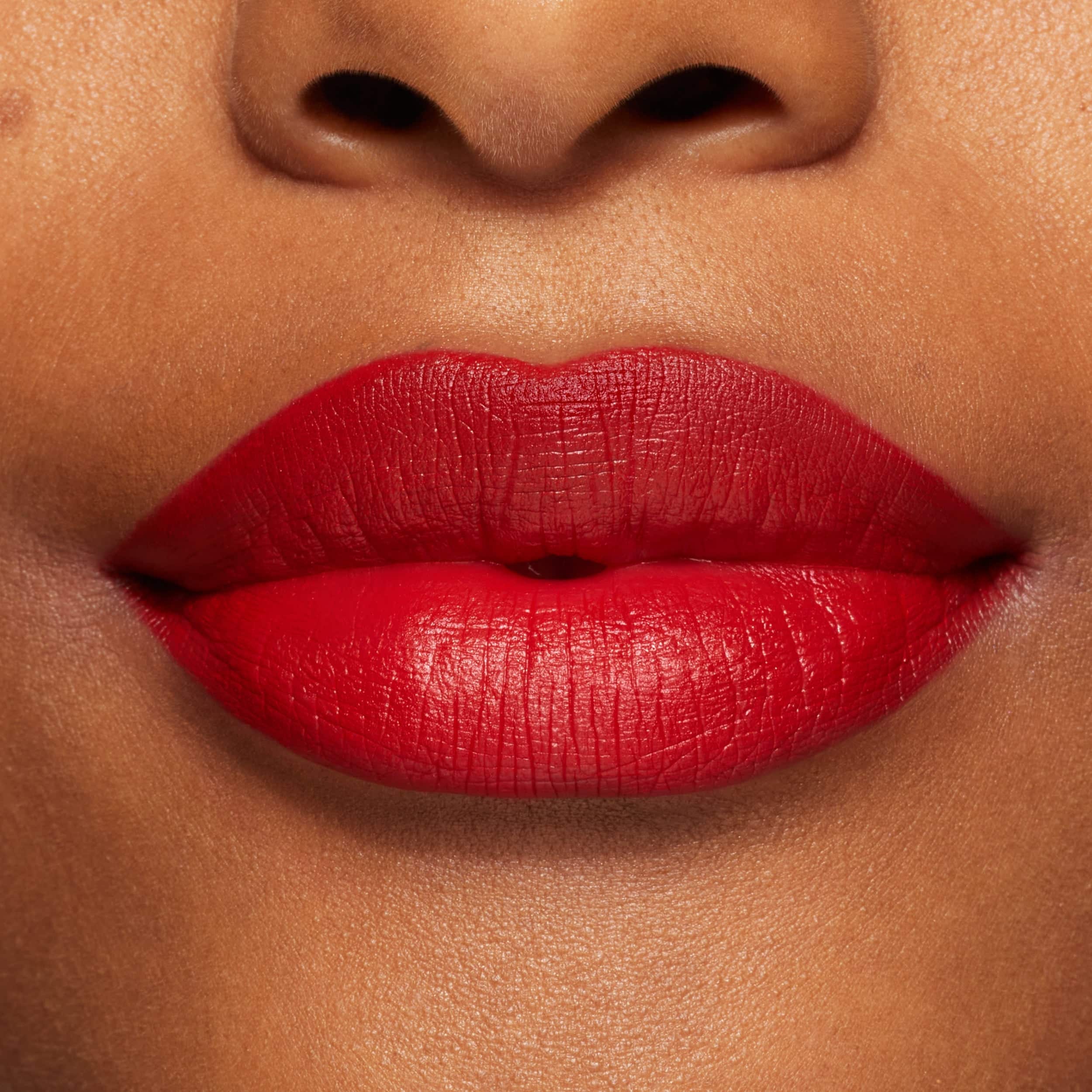 Kylie Matte Lipstick - Sneaker Türkiye