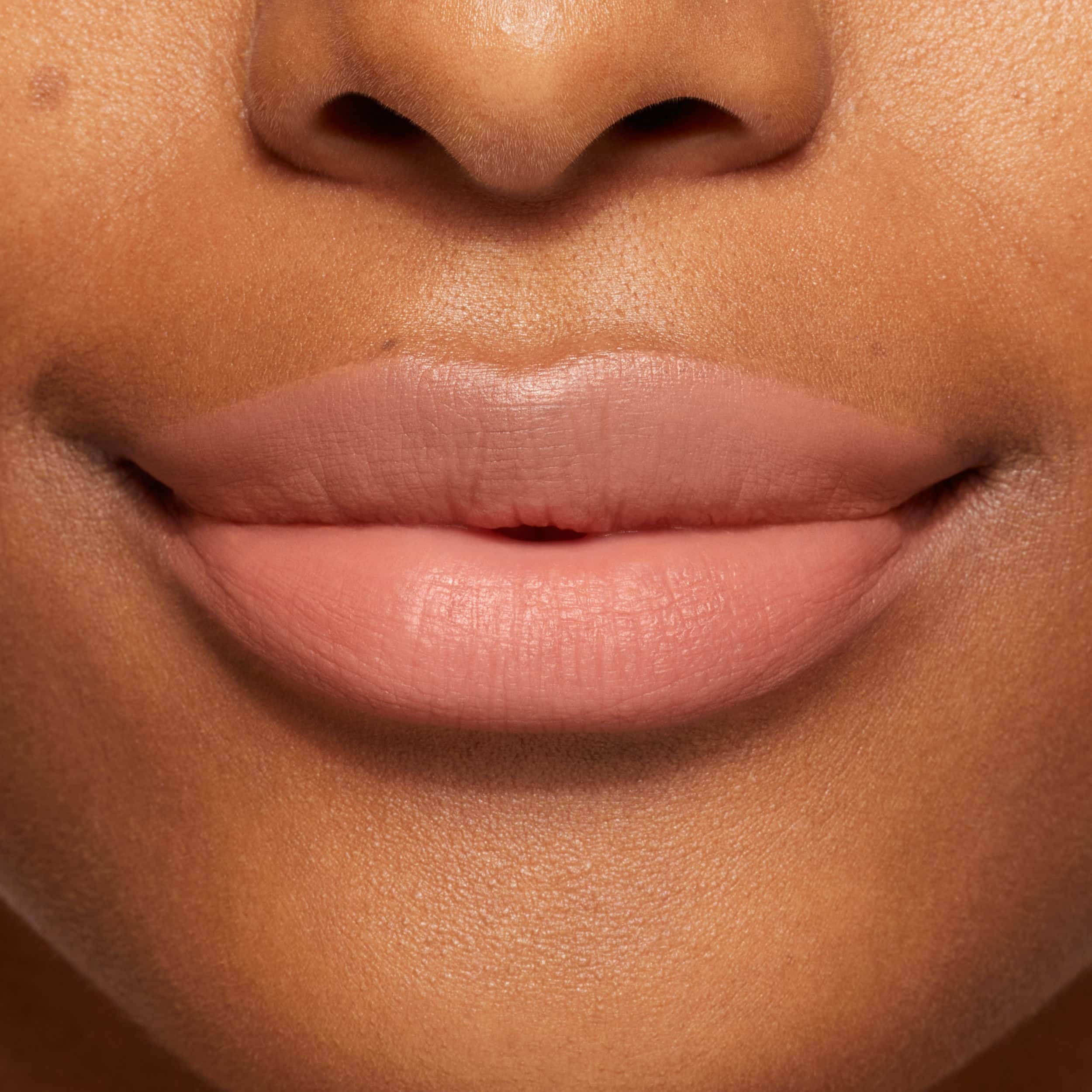 Kylie Matte Lipstick - Sneaker Türkiye