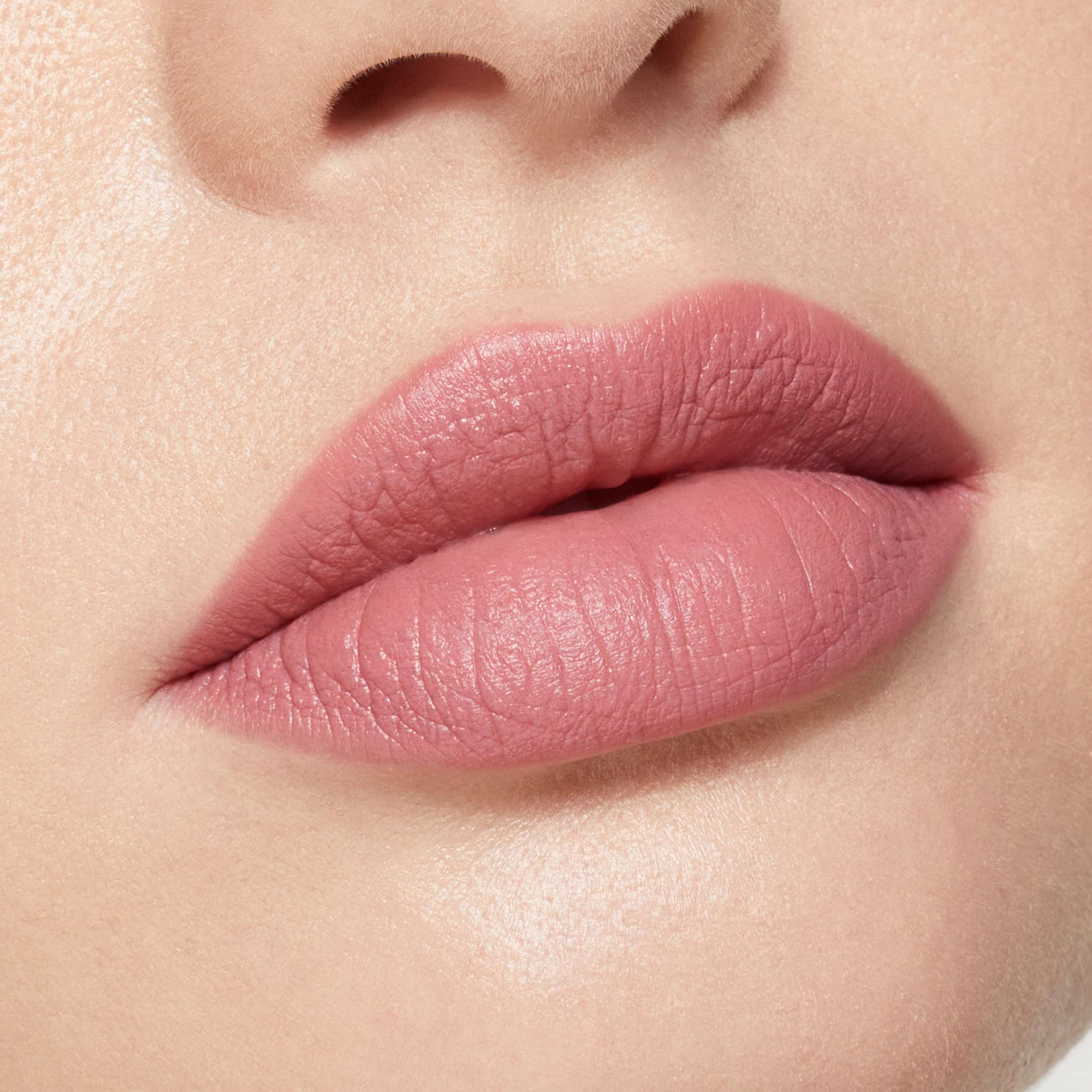 Kylie Matte Lipstick - Sneaker Türkiye