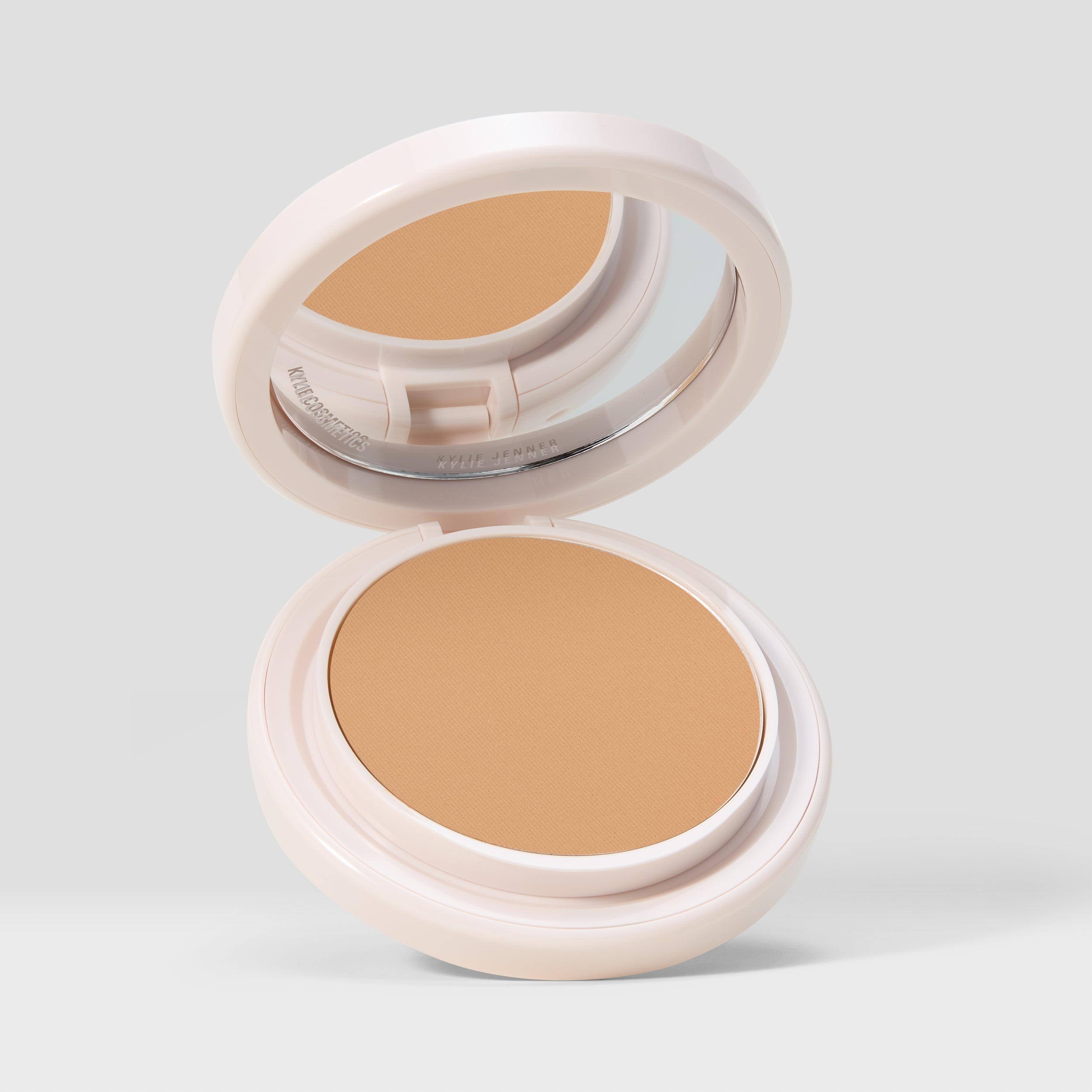Kylie Natural Blur Powder Foundation - Sneaker Türkiye
