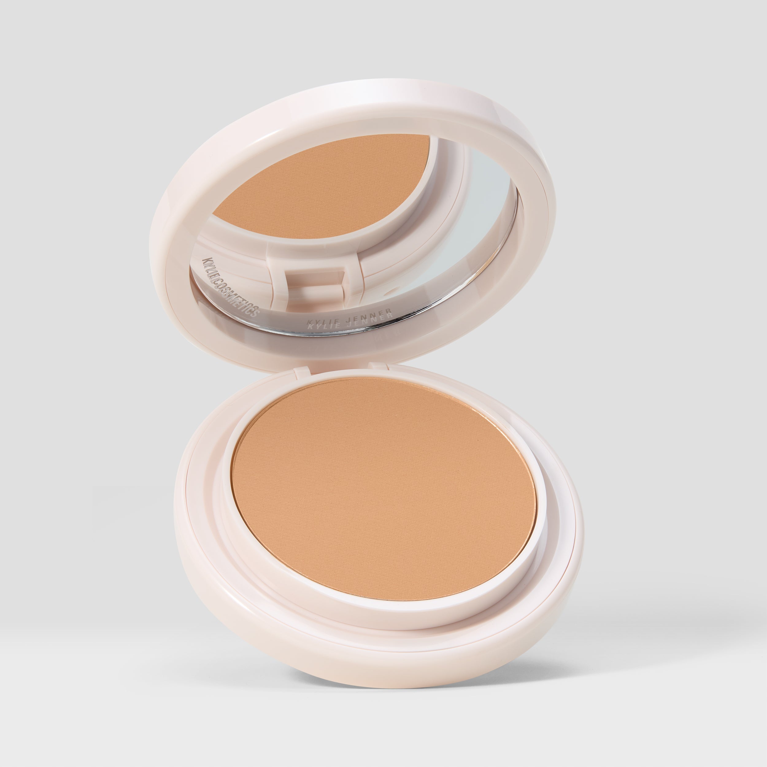 Kylie Natural Blur Powder Foundation - Sneaker Türkiye