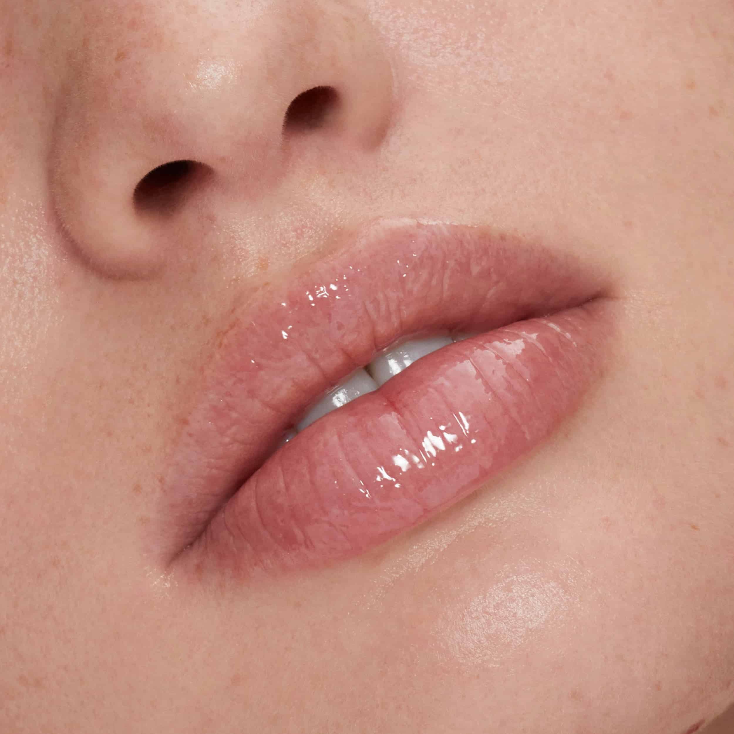 Kylie Lip Oil - Sneaker Türkiye