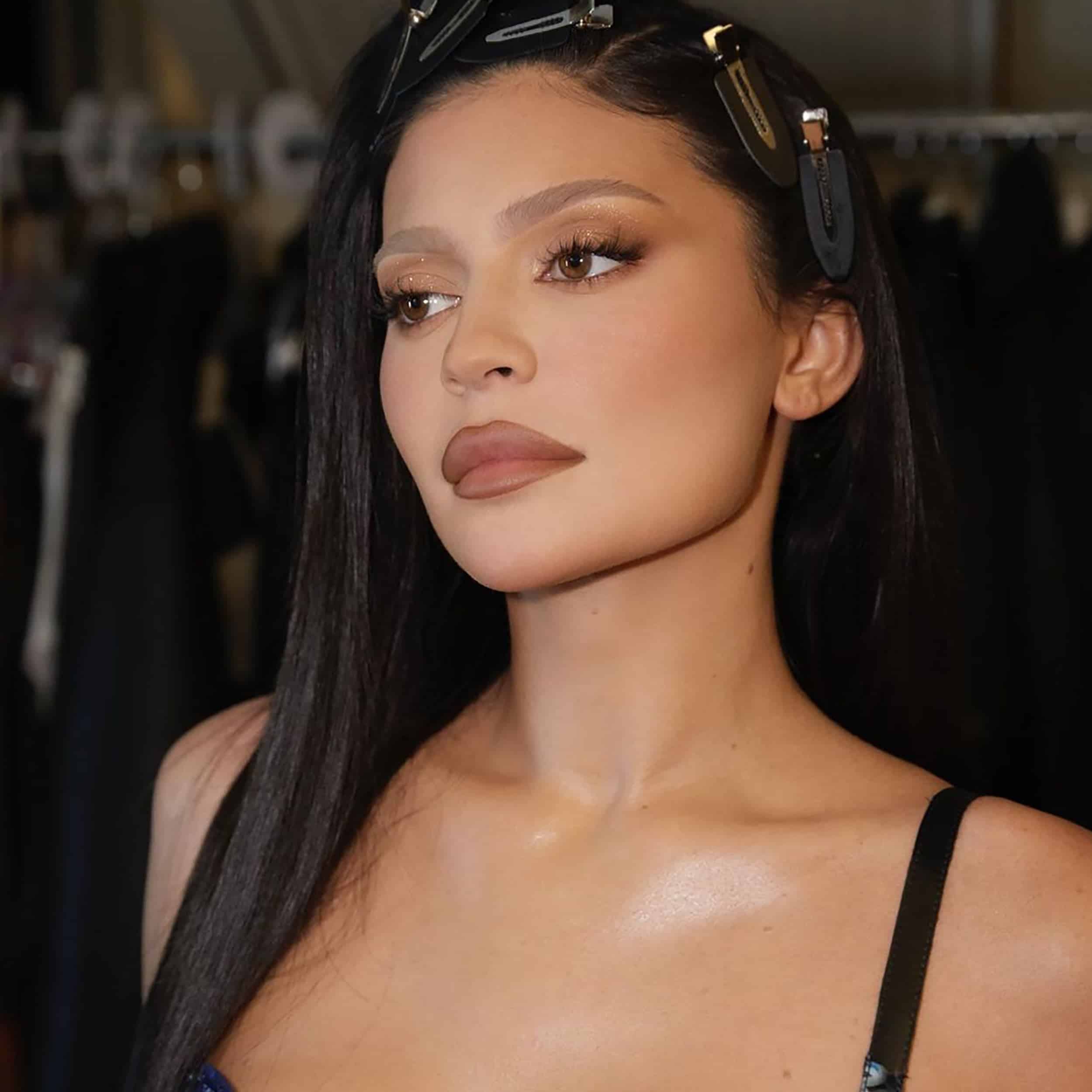 Kylie Pressed Blush Powder - Sneaker Türkiye