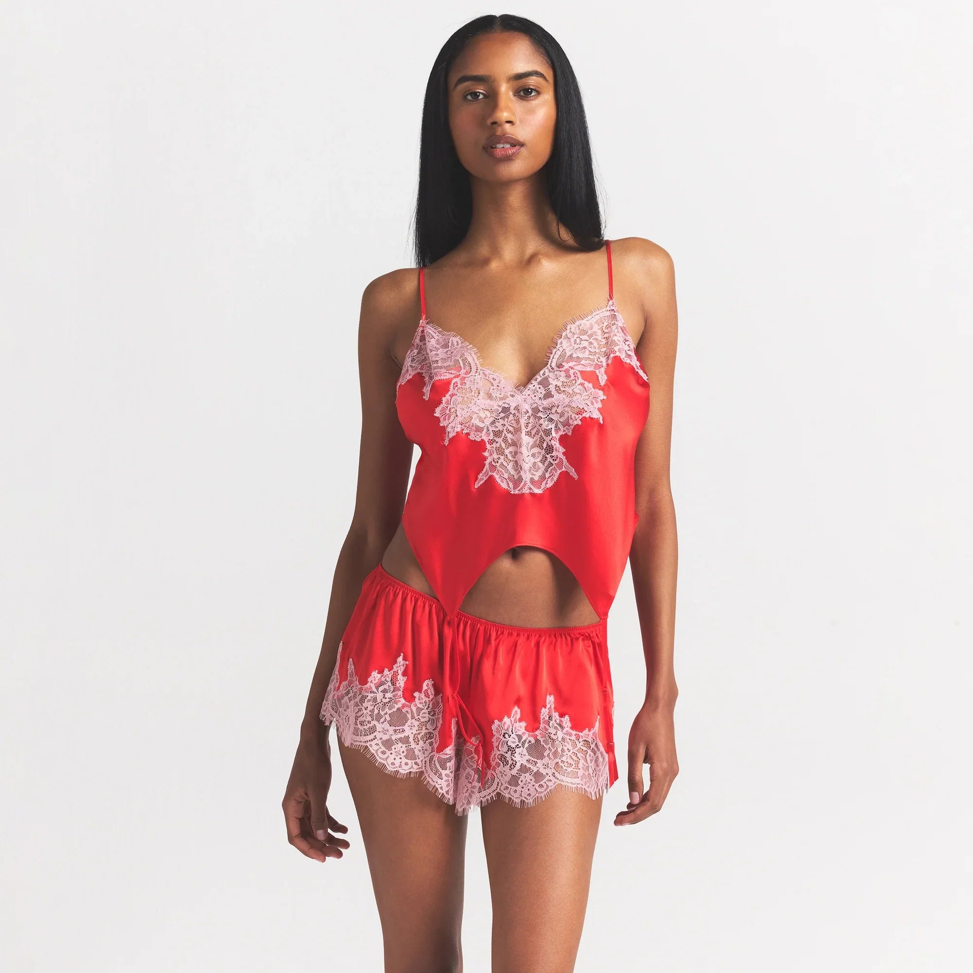SKIMS SILK LACE GARTER CAMI AND SHORT SET | RUBY CONTRAST - Sneaker Türkiye