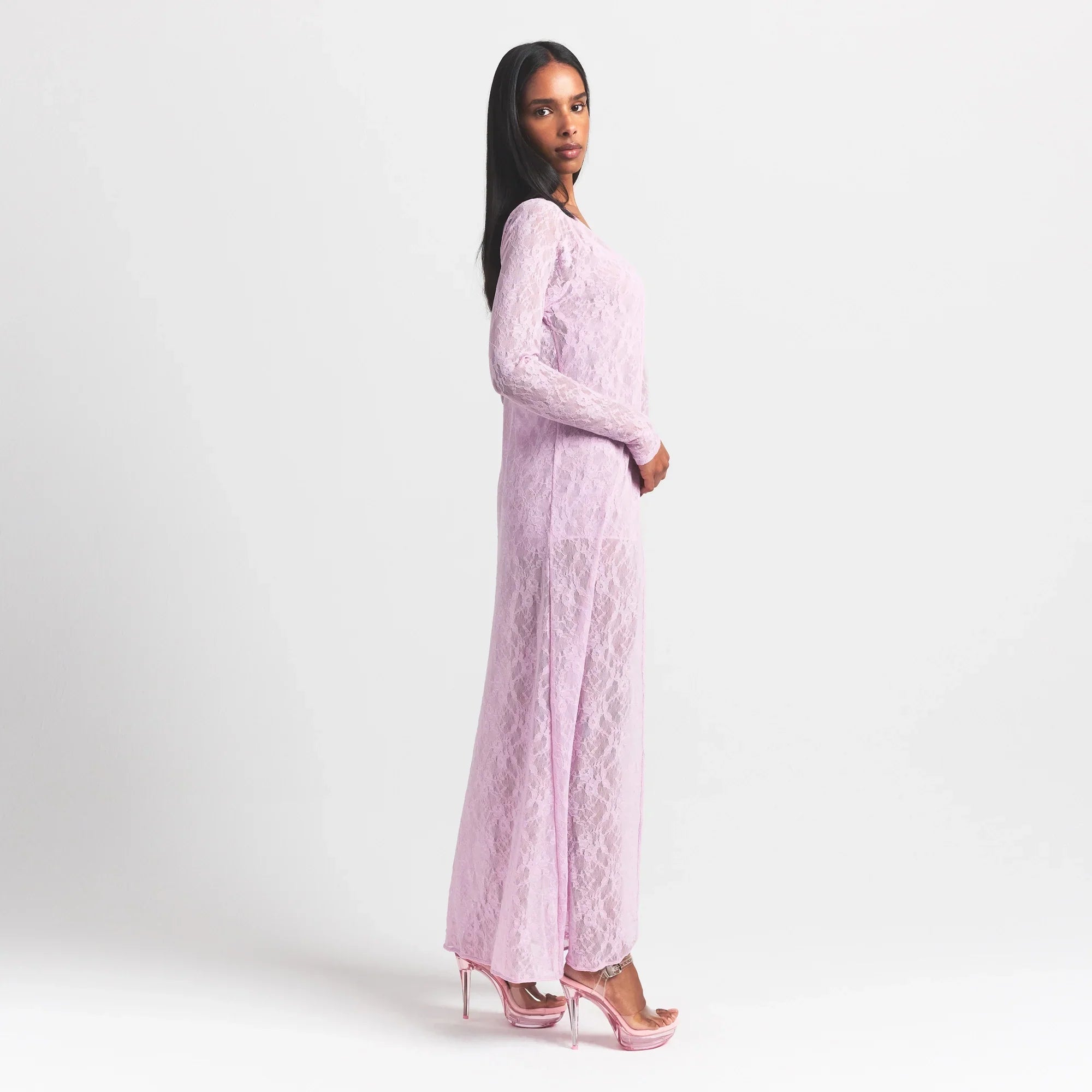SKIMS STRETCH LACE LONG ROBE | BABY PINK - Sneaker Türkiye