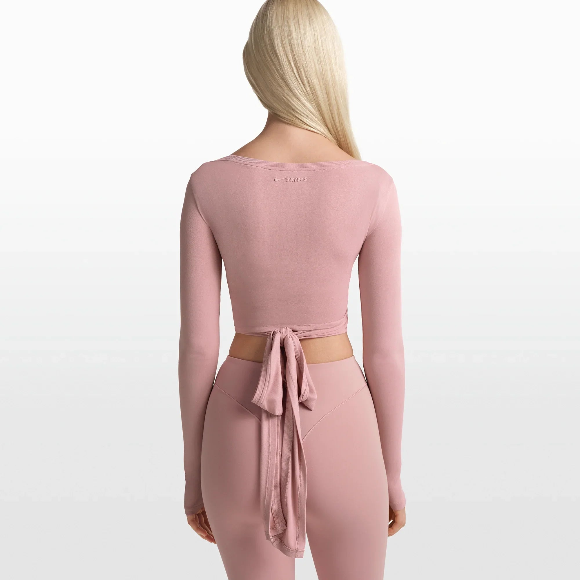 NikeSKIMS STRETCH KNIT WRAP LONG SLEEVE CROPPED TOP | HIMALAYAN - Sneaker Türkiye