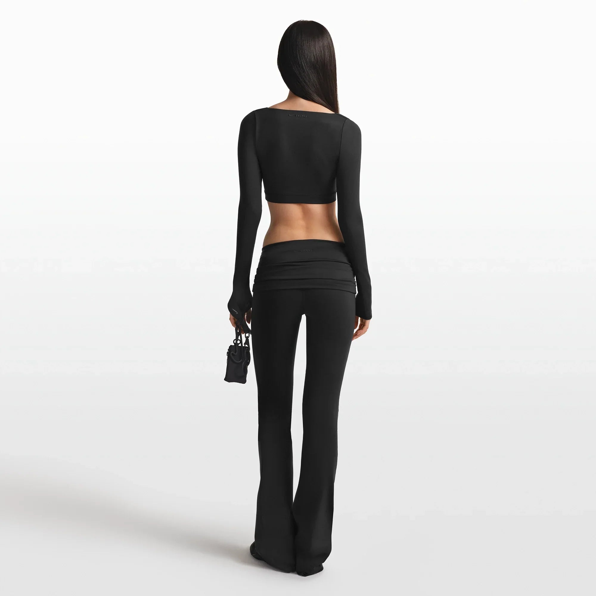 NikeSKIMS MATTE WRAP LONG SLEEVE CROPPED TOP | OBSIDIAN - Sneaker Türkiye