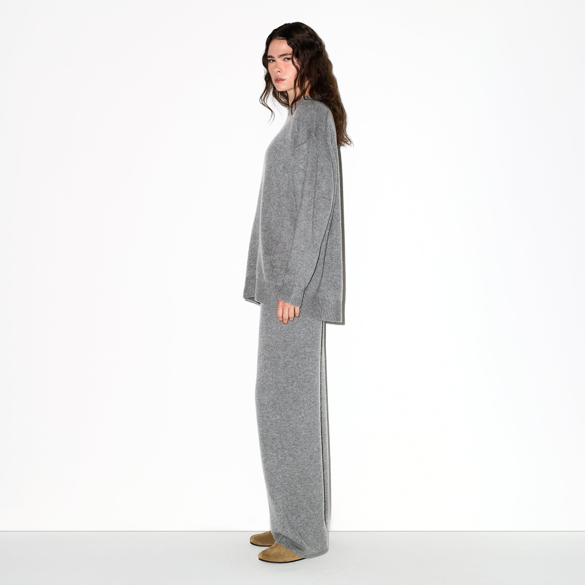 SKIMS CASHMERE OVERBedenD SWEATER | DARK HEATHER GREY - Sneaker Türkiye