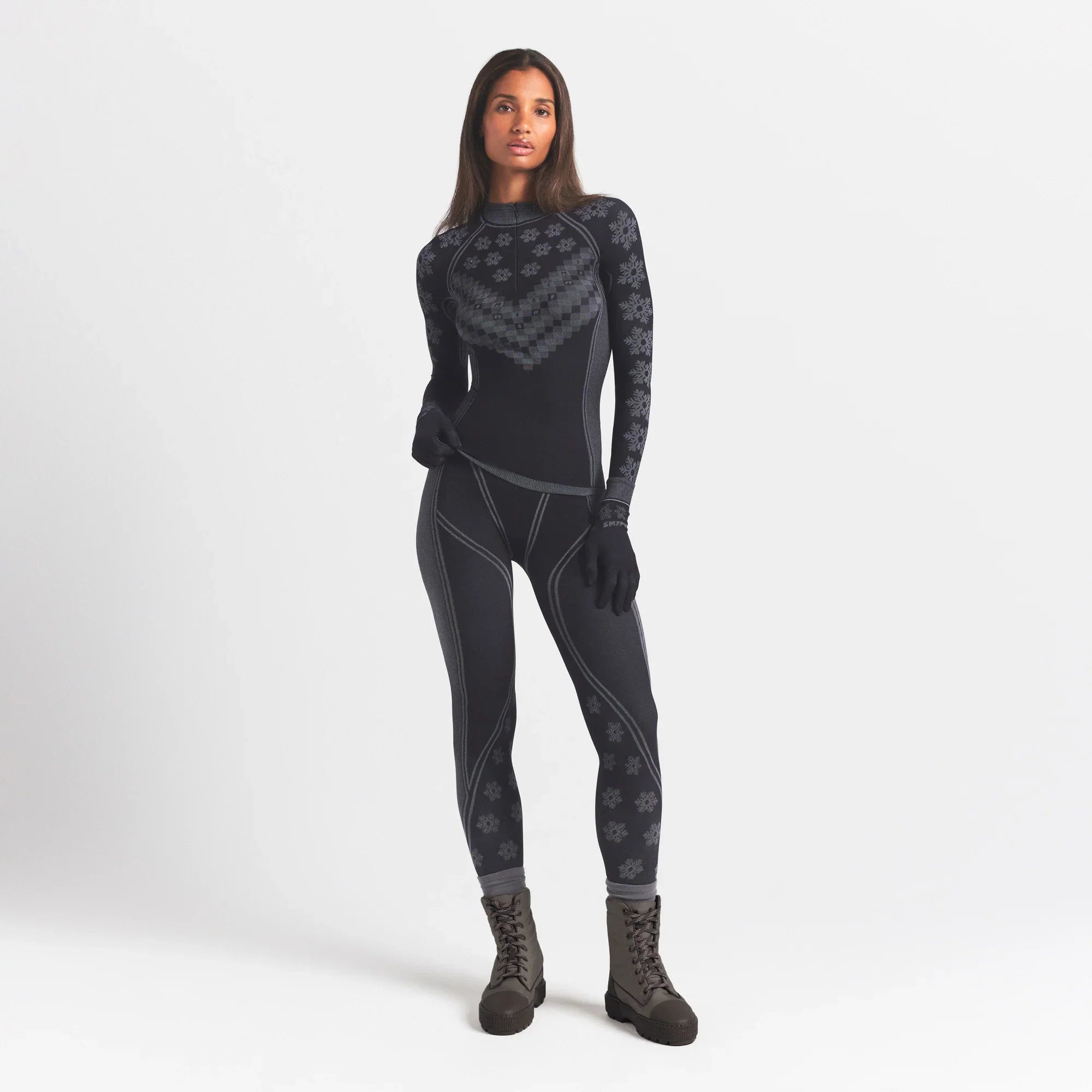 SKIMS FIRST LAYERS HALF ZIP LONG SLEEVE | OBSIDIAN WINTER FAIR ISLE - Sneaker Türkiye