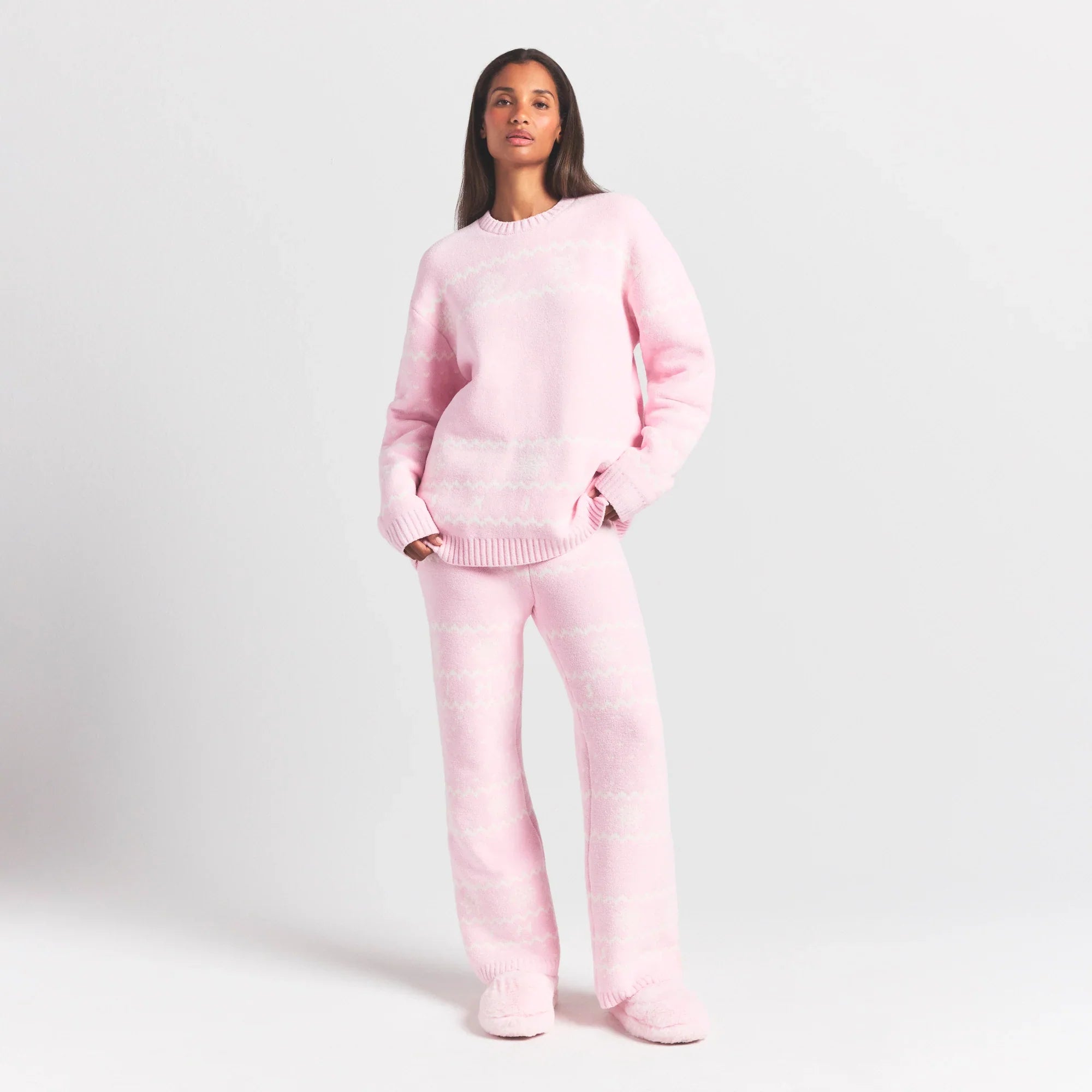 SKIMS COZY LIGHT CREWNECK PULLOVER | BABY PINK HEART FAIR ISLE - Sneaker Türkiye