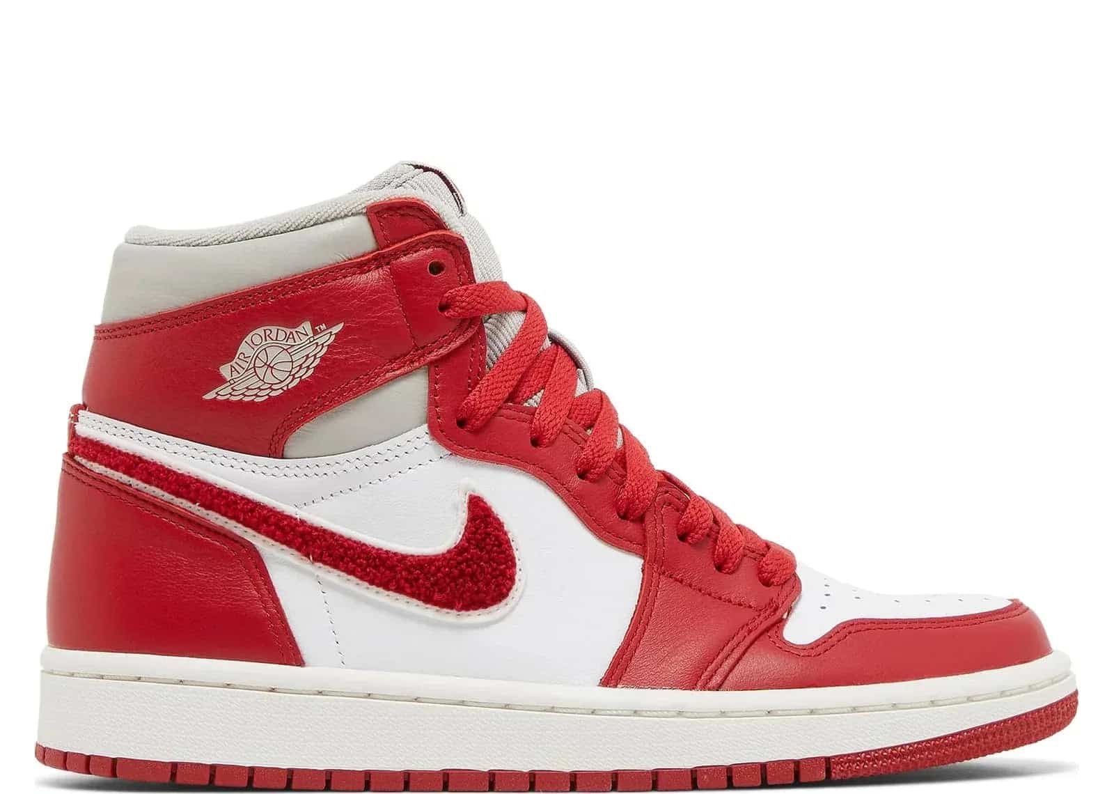 Nike Air Jordan 1 Retro High OG Varsity Red (W) - Sneaker Türkiye