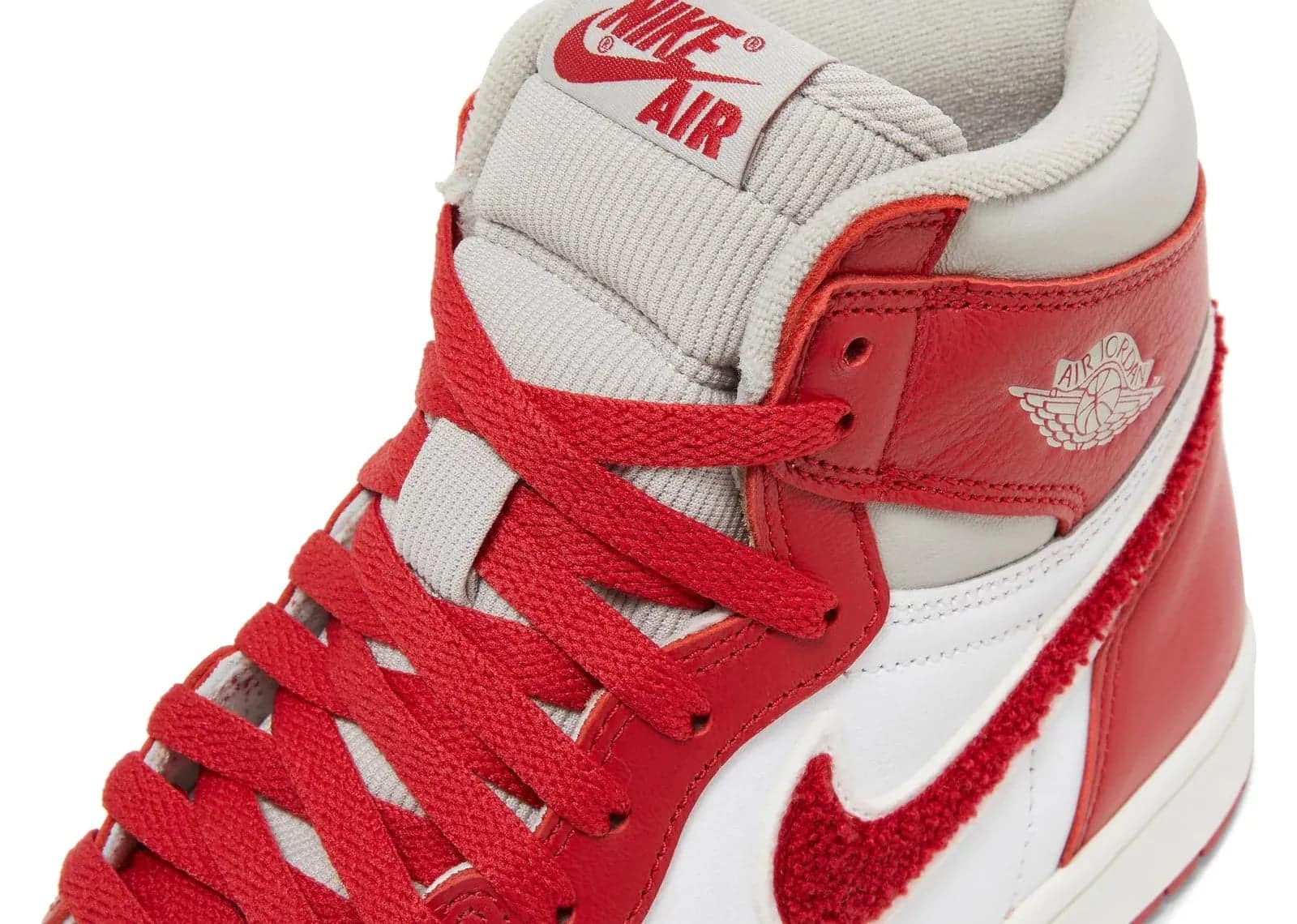 Nike Air Jordan 1 Retro High OG Varsity Red (W) - Sneaker Türkiye