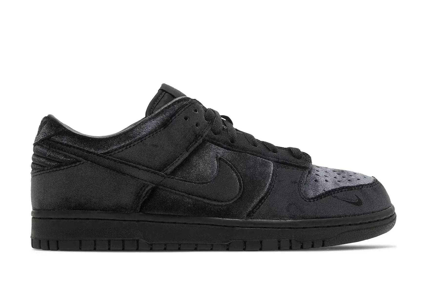 Nike Dunk Low Dover Street Market Triple Black Velvet - Sneaker Türkiye