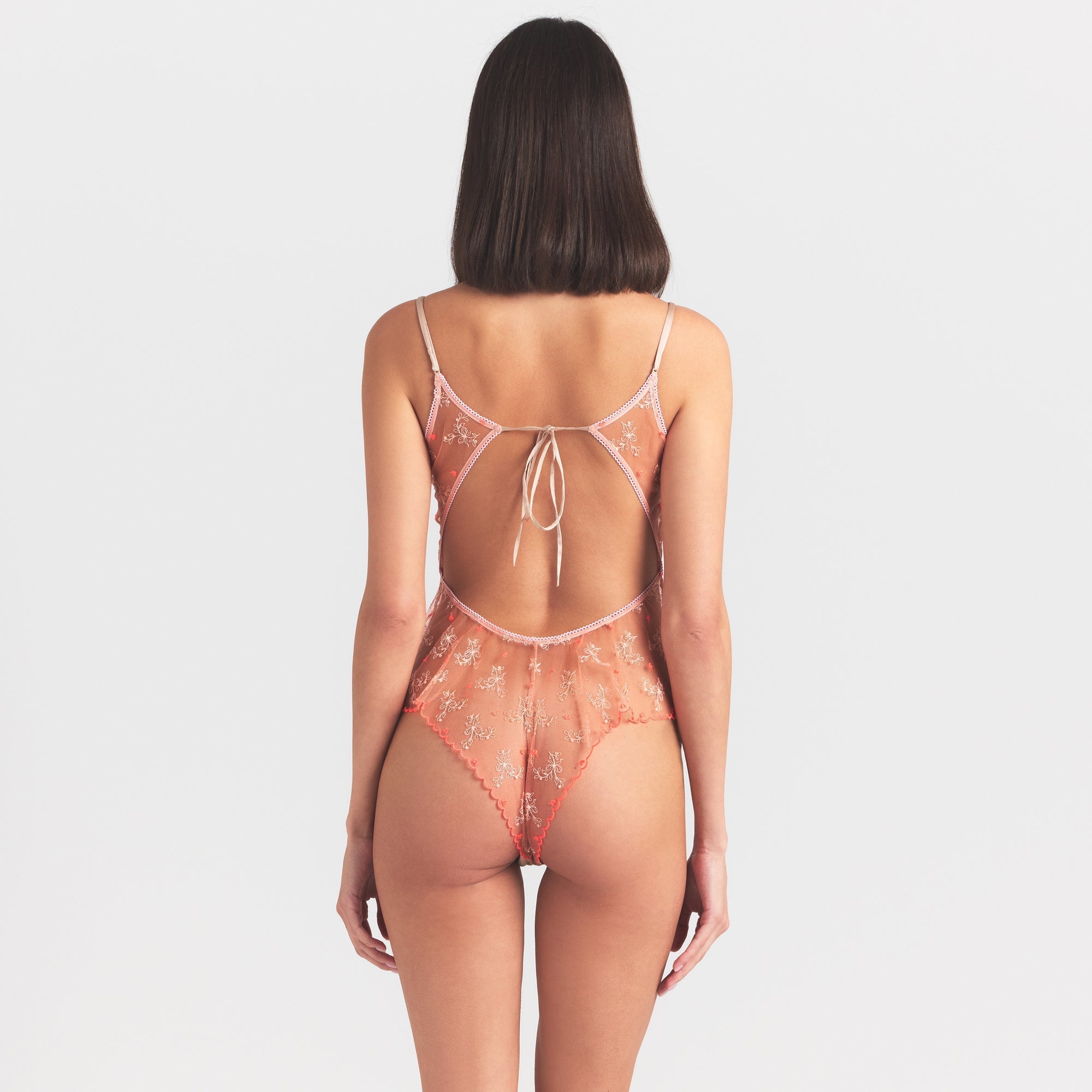 SKIMS EMBROIDERED TULLE GARTER TEDDY | GUAVA HEART TULLE - Sneaker Türkiye