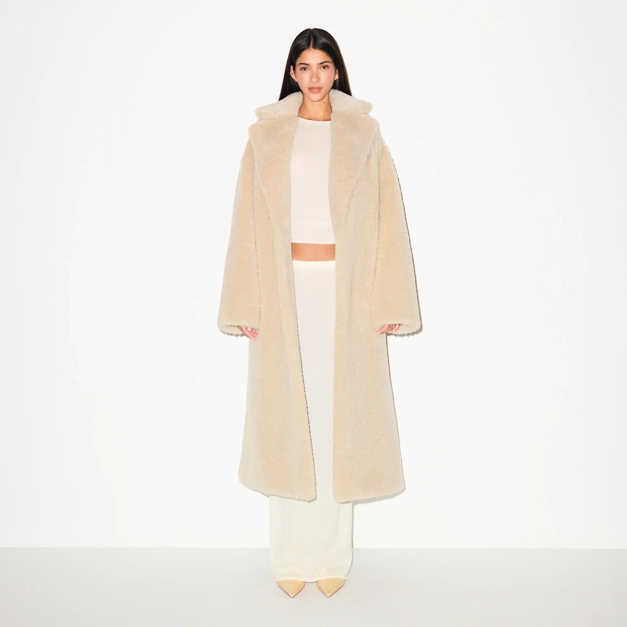 SKIMS FAUX FUR OVERBedenD LONG COAT | CHAMPAGNE - Sneaker Türkiye